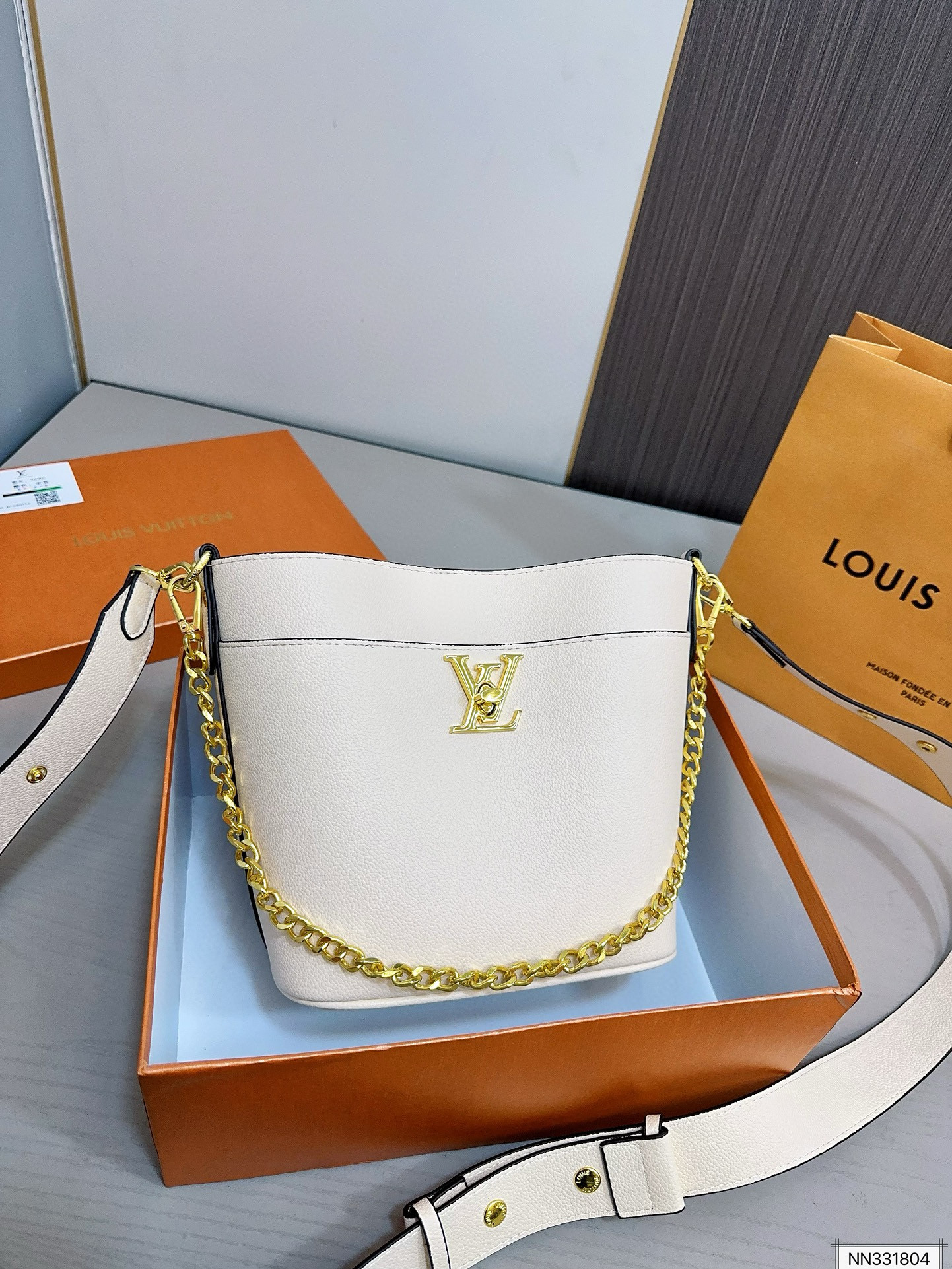 665 $56 LV gallery