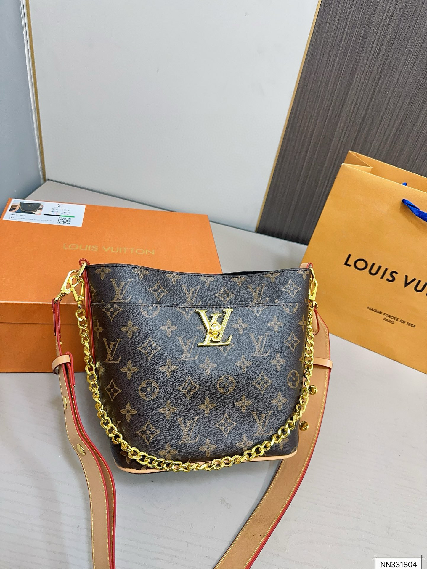665 $56 LV gallery