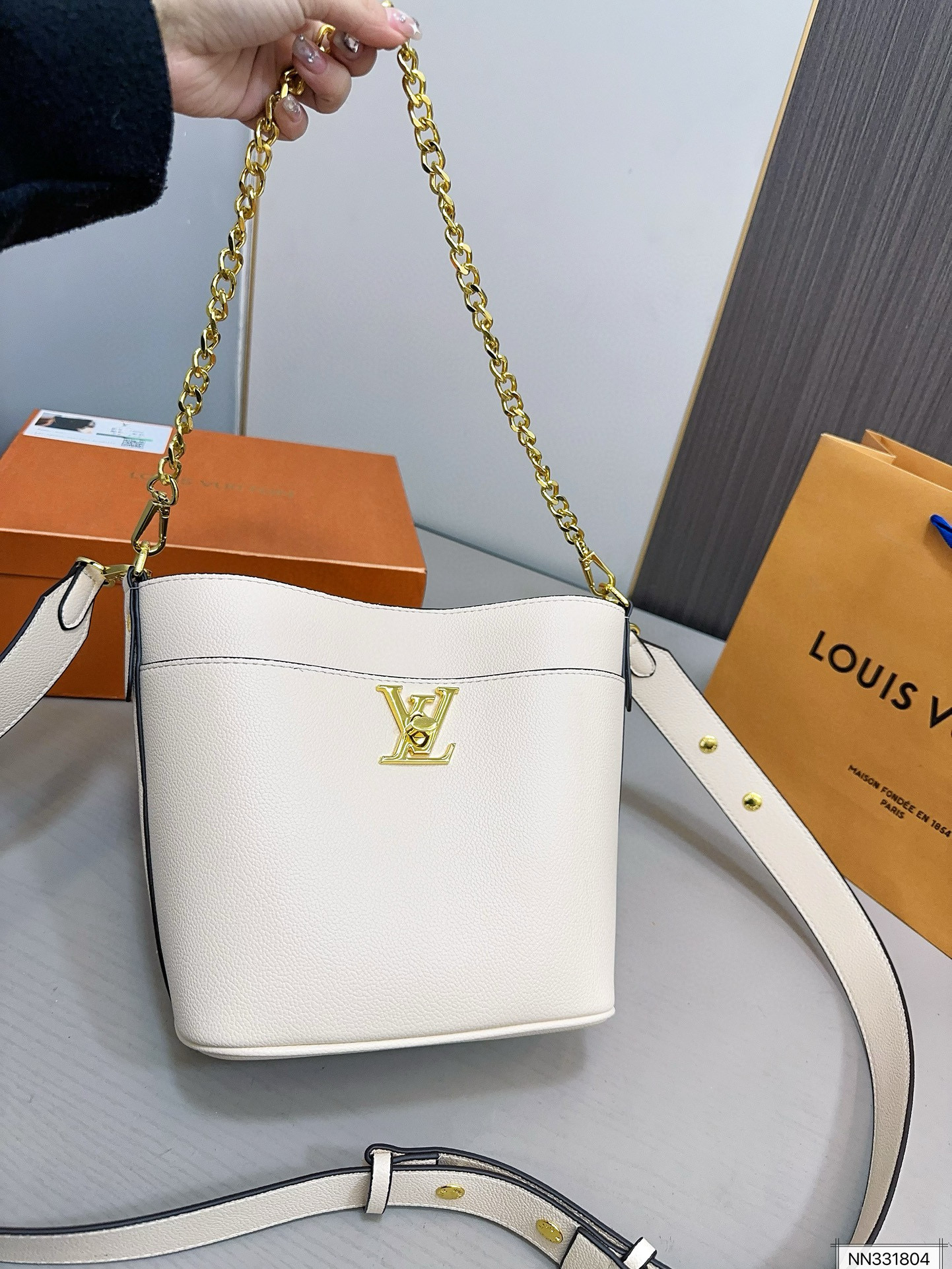 665 $56 LV gallery