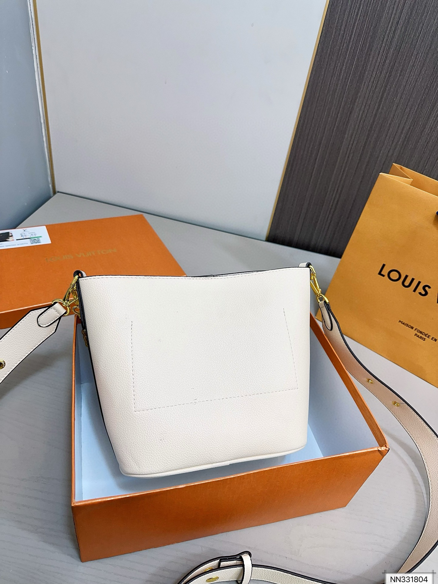 665 $56 LV gallery