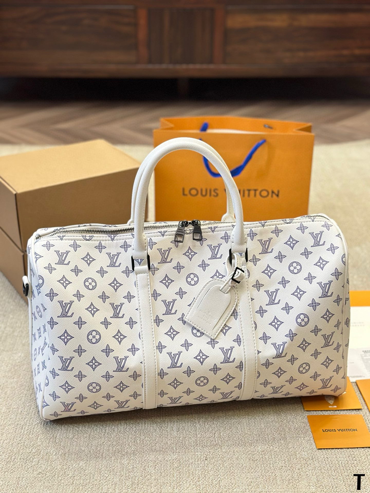 671 $77 LV gallery