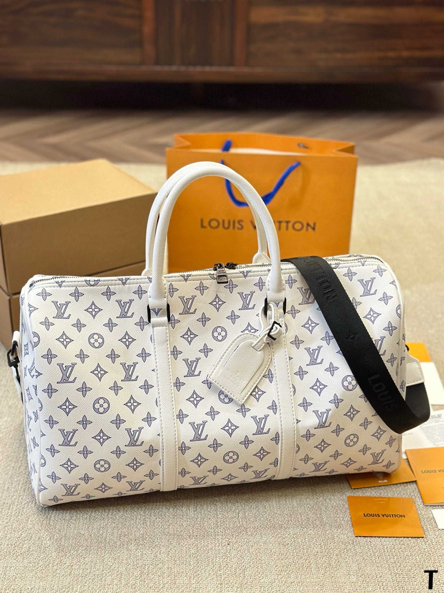 671 $77 LV gallery