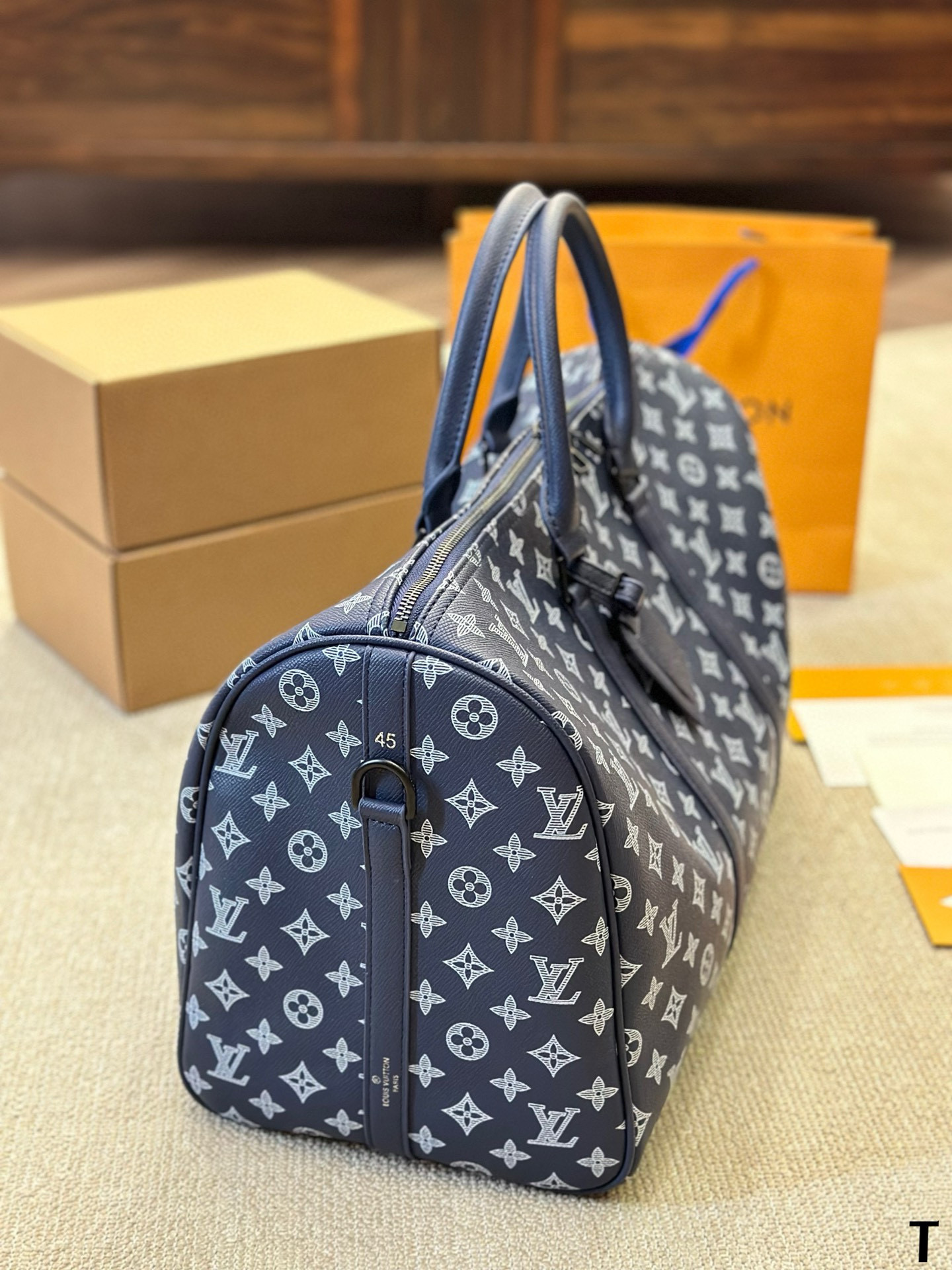 671 $77 LV gallery