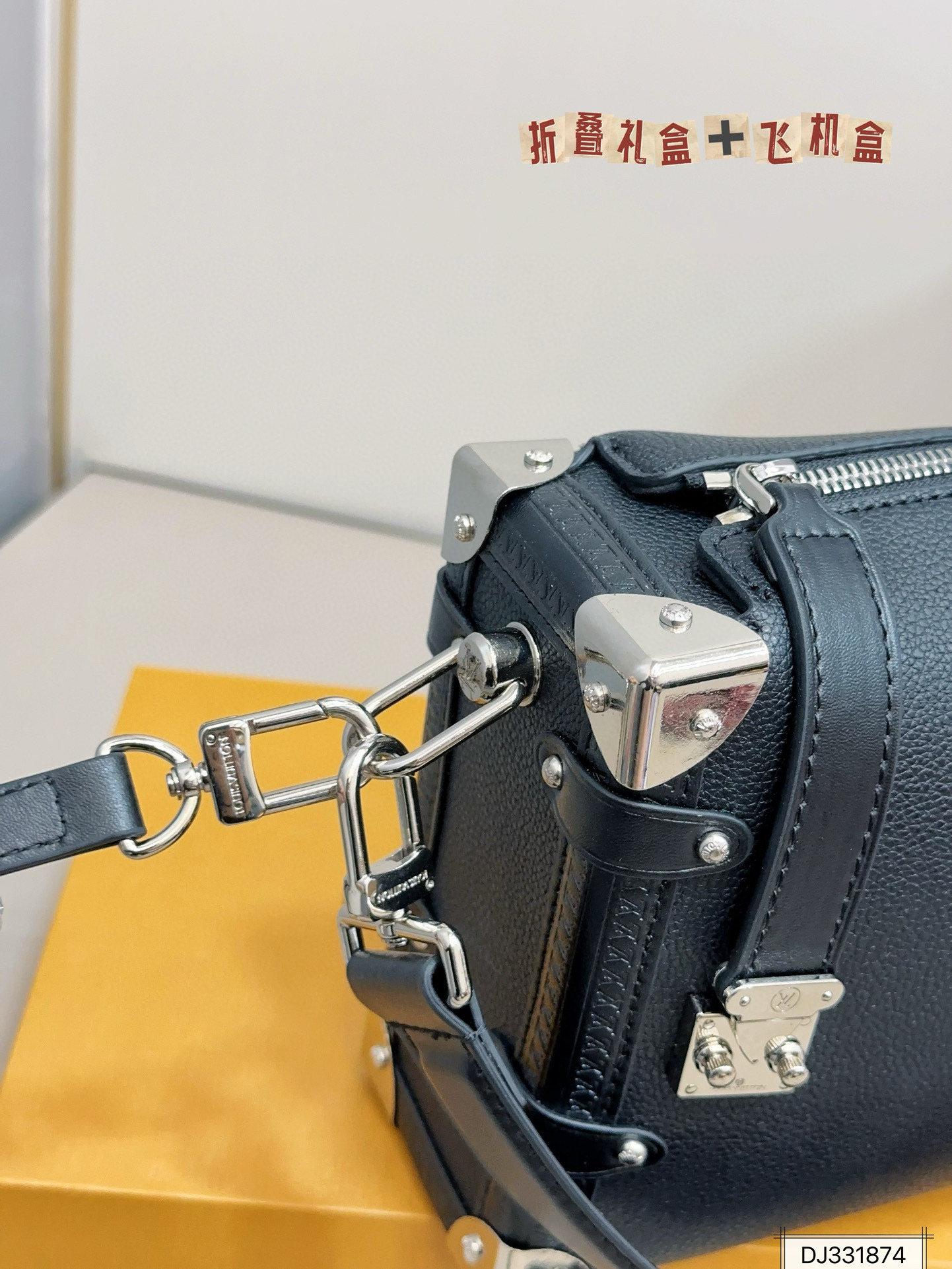 677 $78 LV gallery