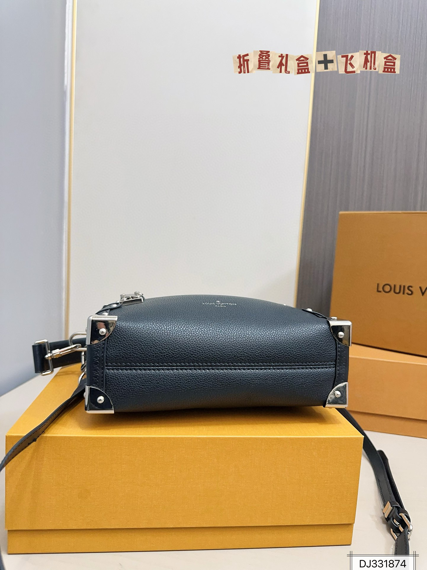 677 $78 LV gallery