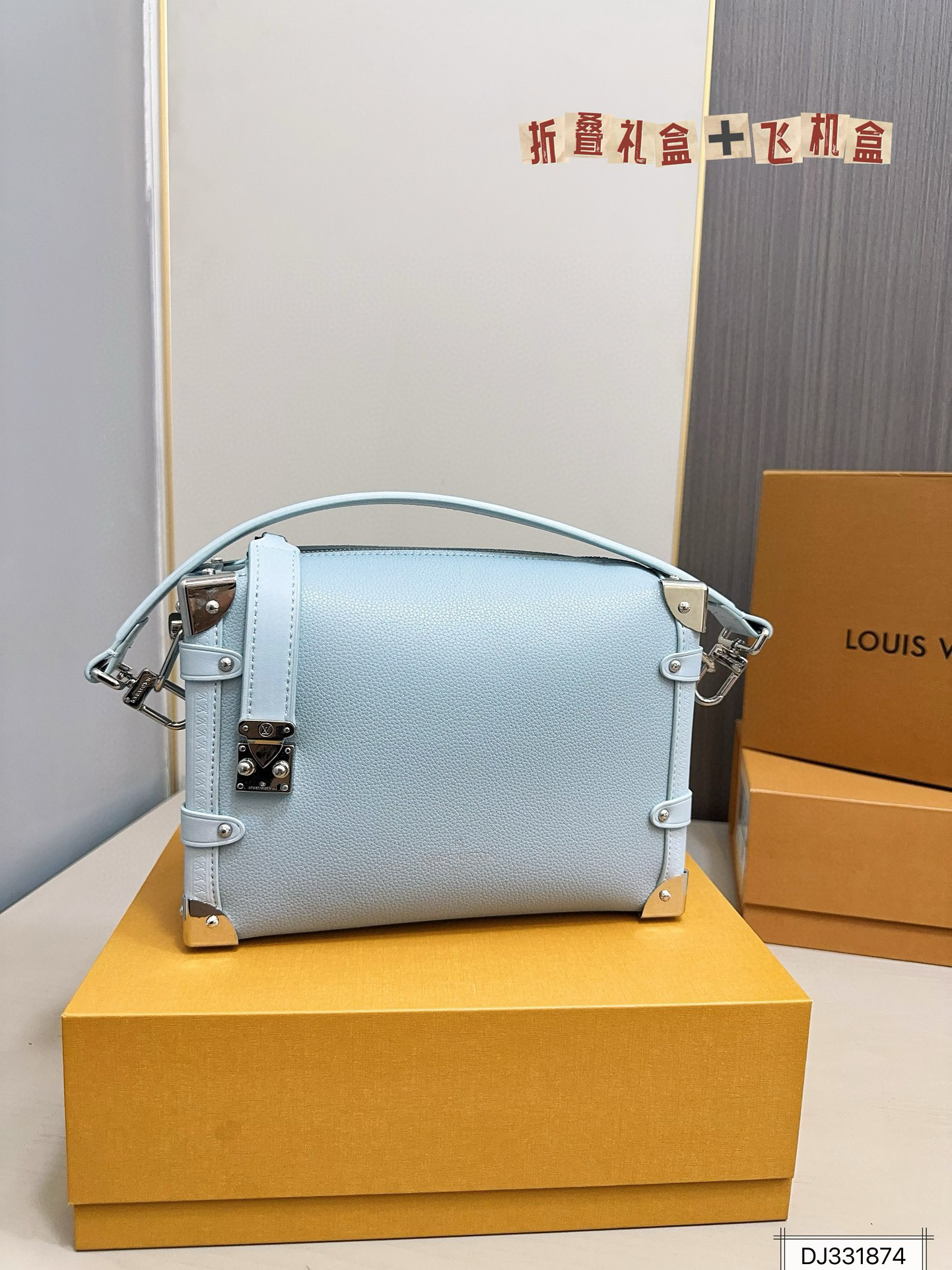 677 $78 LV gallery