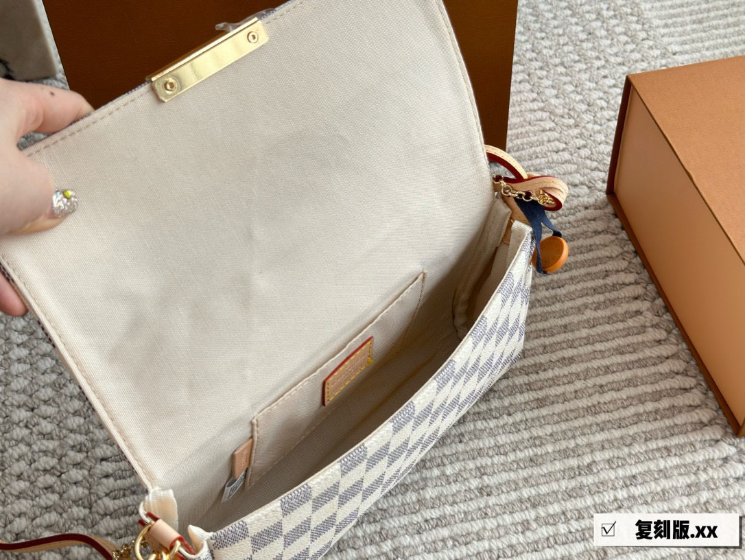 694 $79 LV gallery