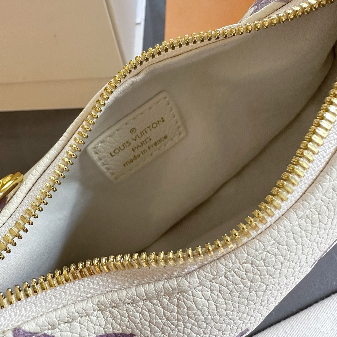 695 $77 LV gallery