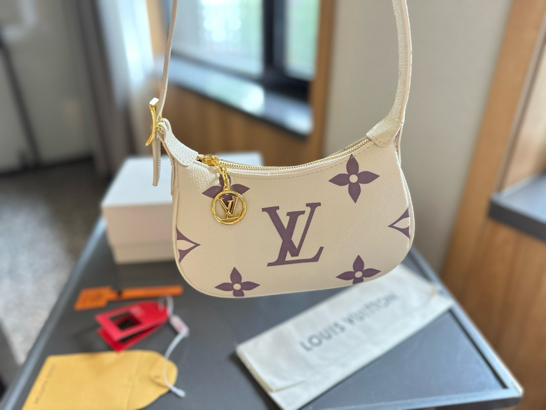 695 $77 LV gallery