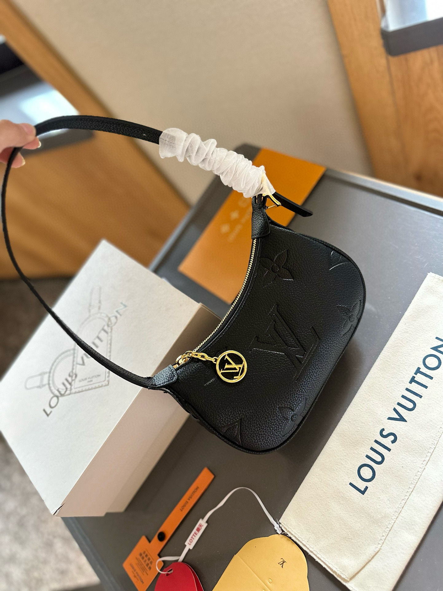 695 $77 LV gallery