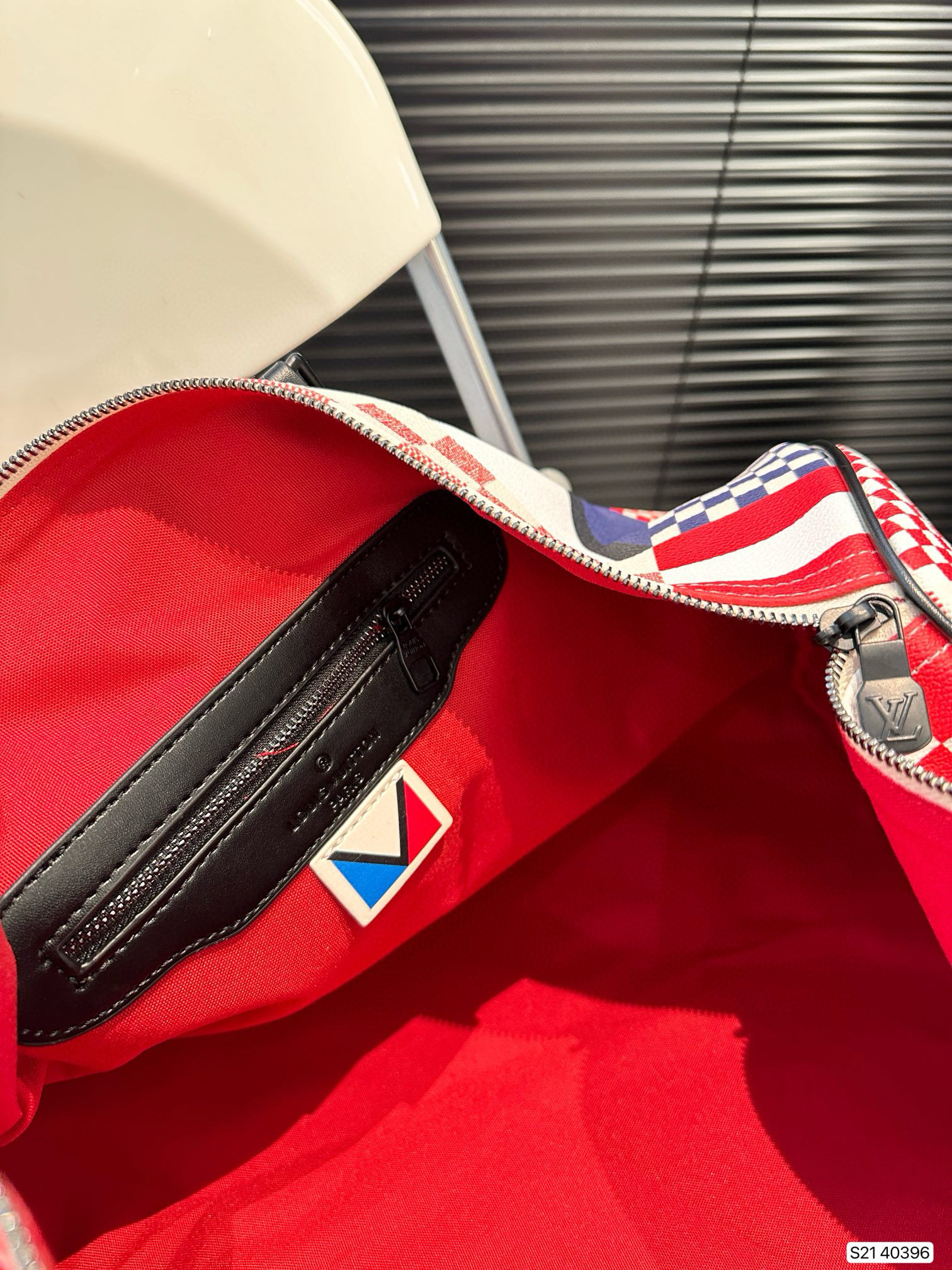 697 $59 LV gallery