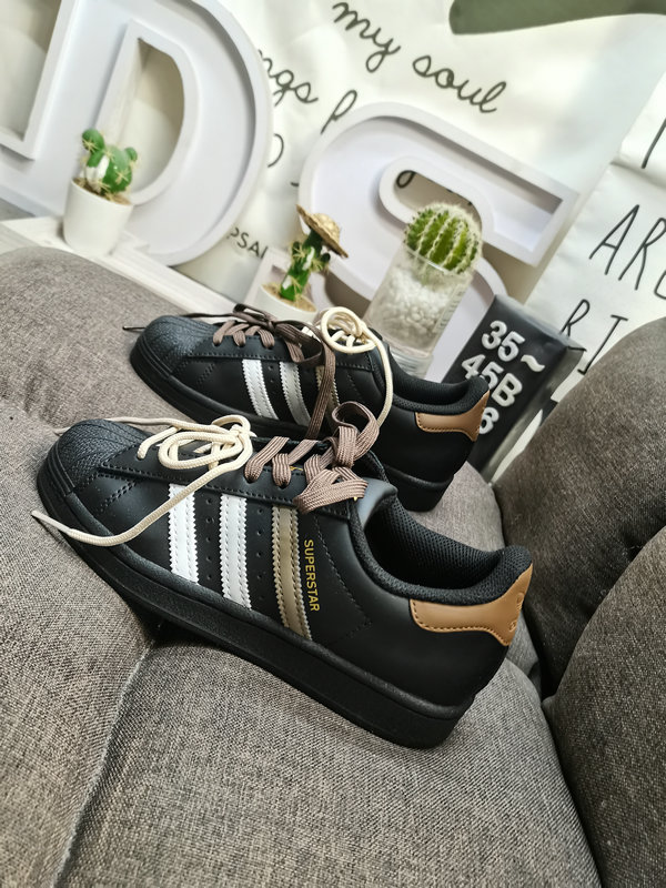 701041 $76 adidas gallery
