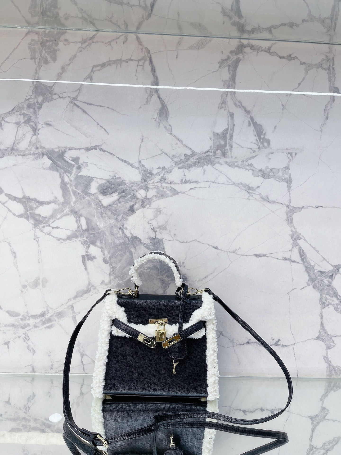 7777 $69 Hermes gallery