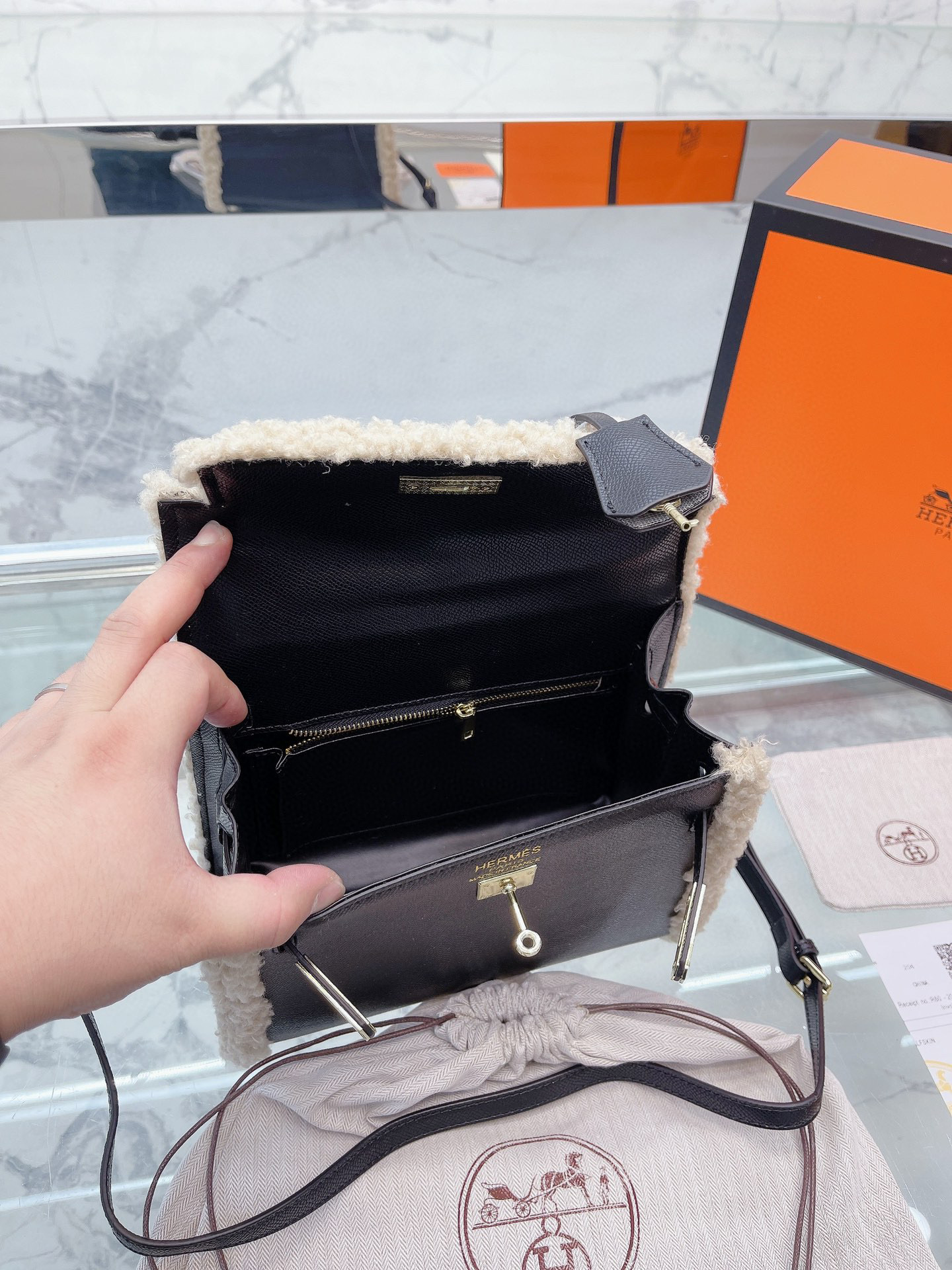 7777 $69 Hermes gallery