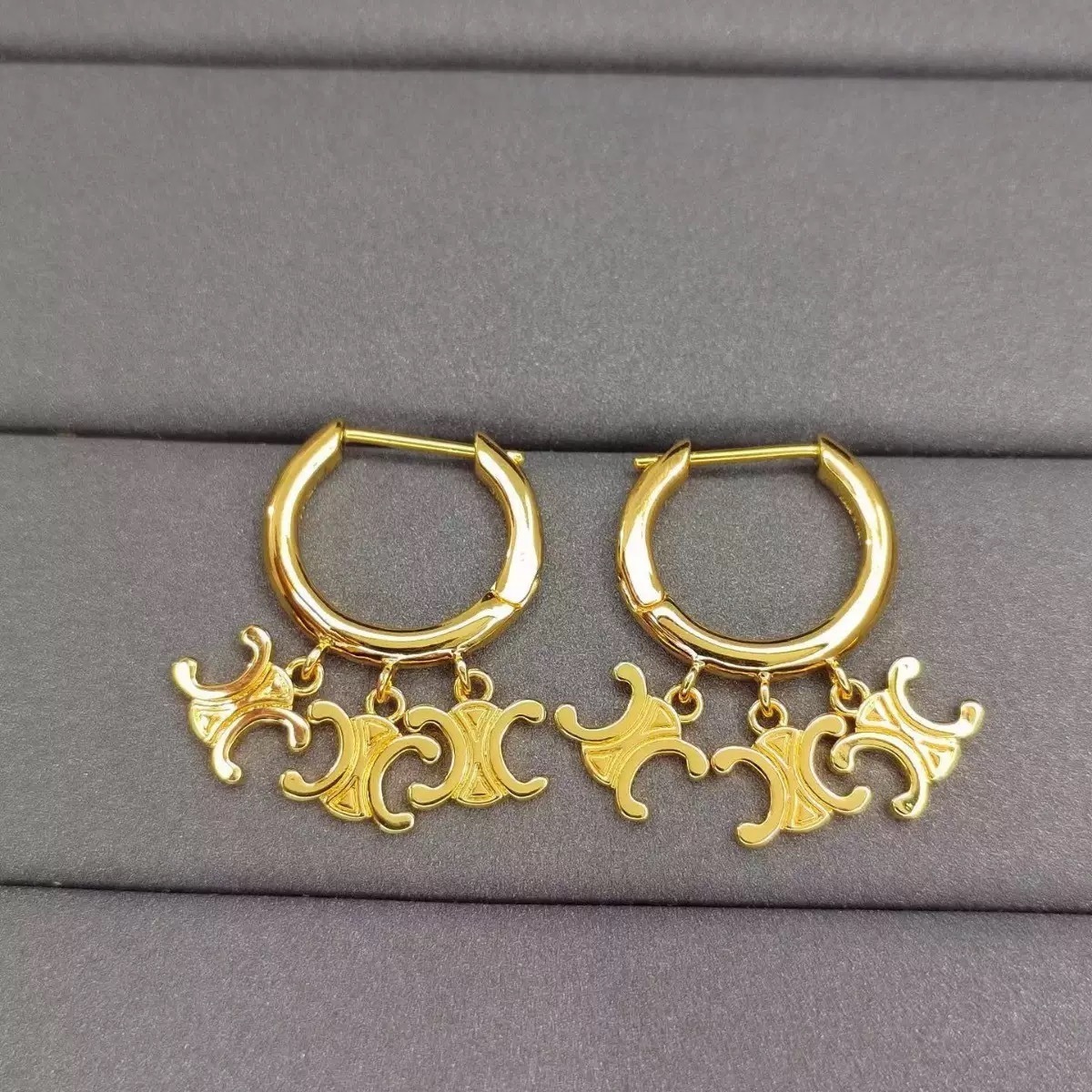 HA253 $18.54 gallery