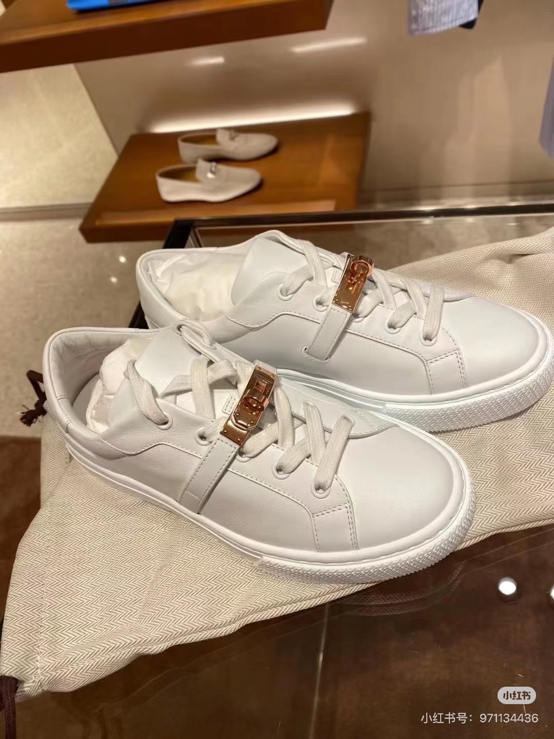 HA552 $65.99 gallery