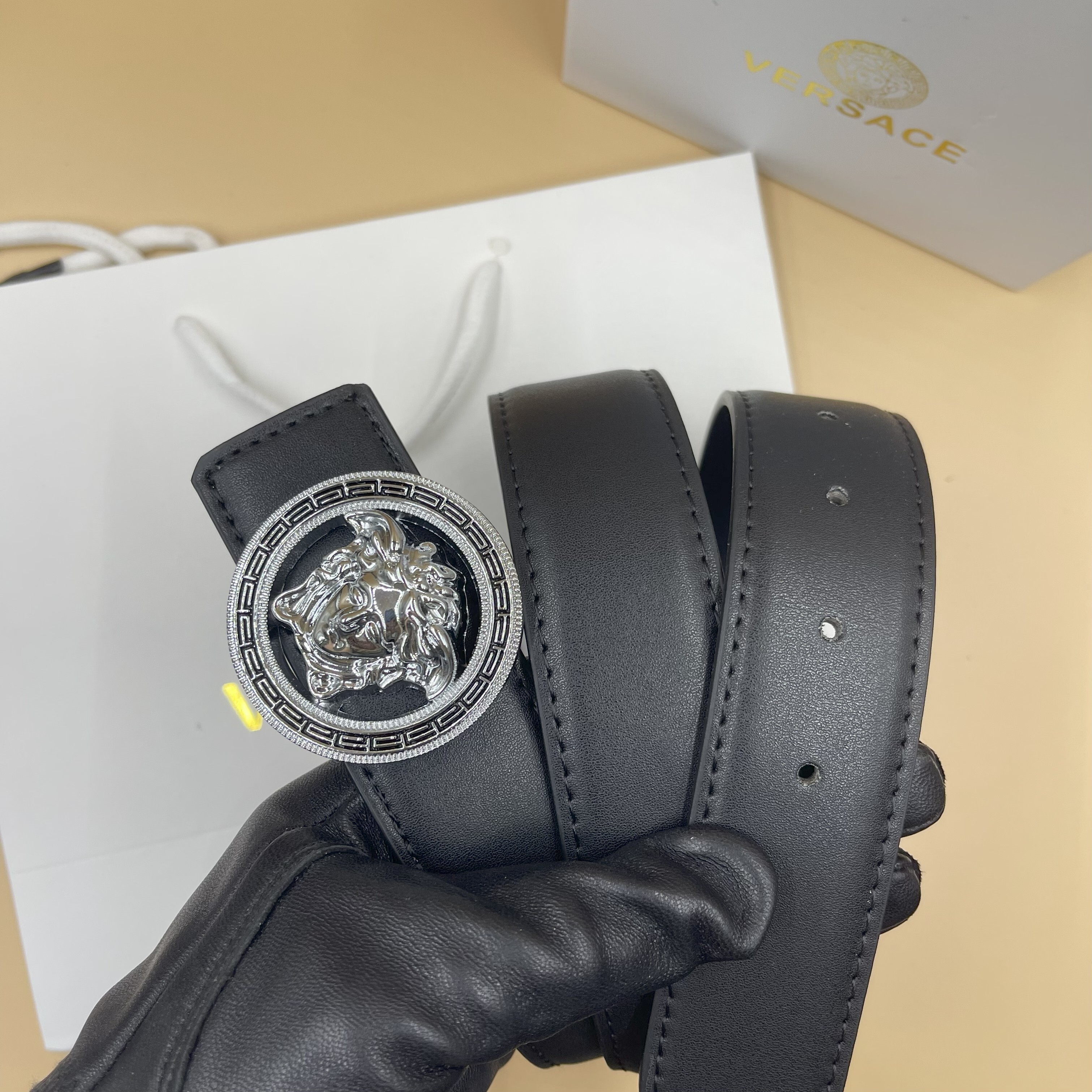 HA589 $28.99 gallery