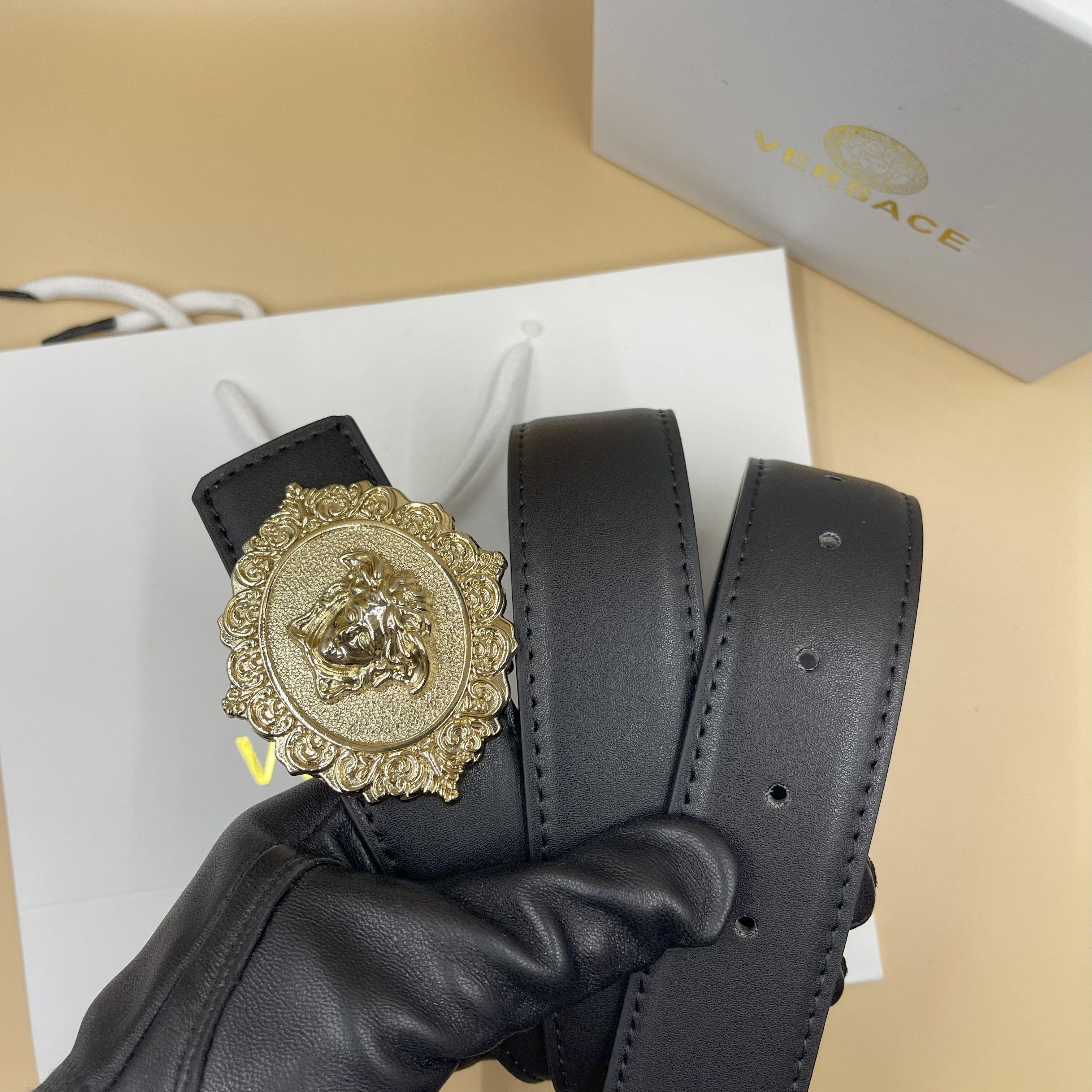 HA589 $28.99 gallery