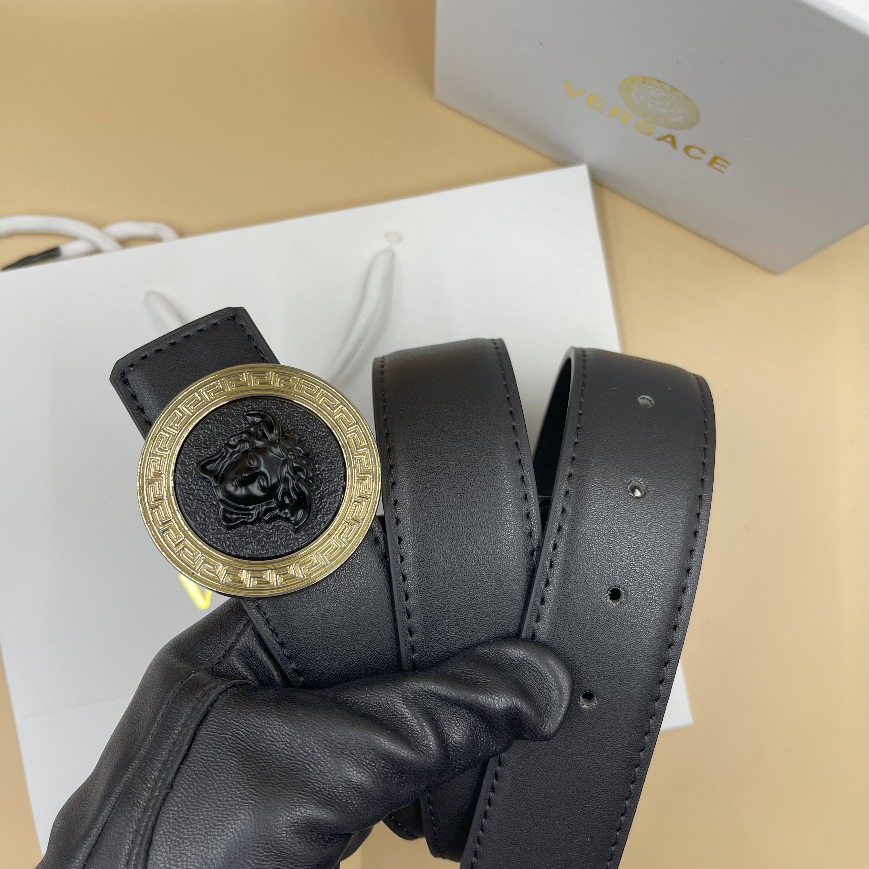 HA589 $28.99 gallery