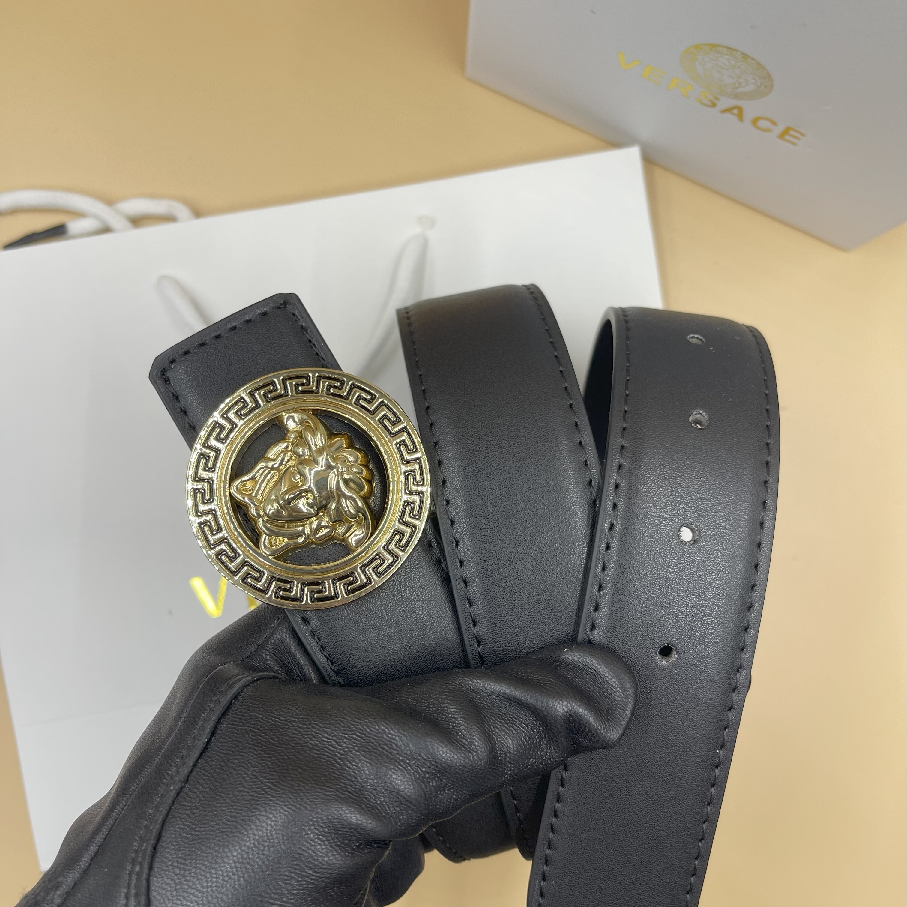 HA589 $28.99 gallery