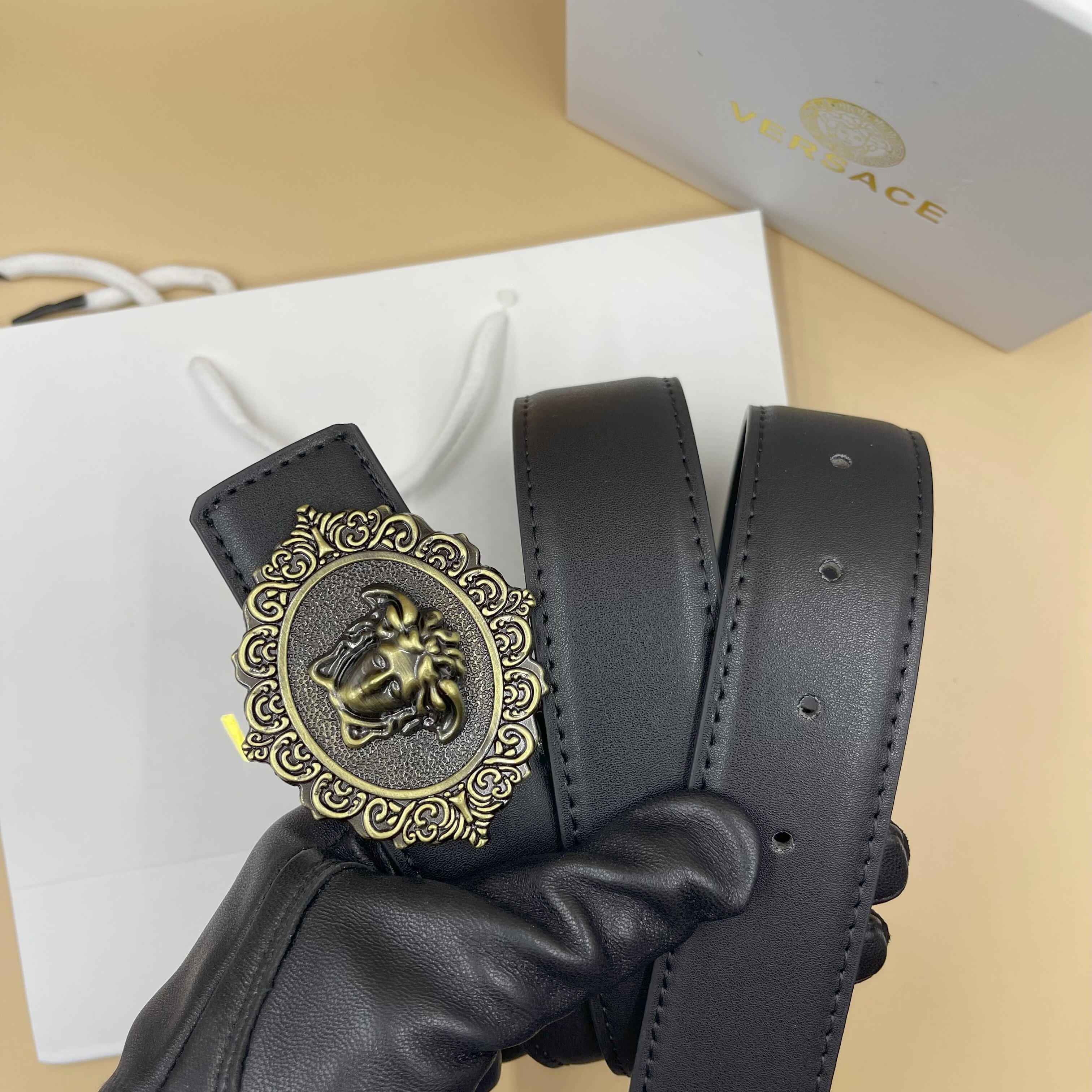 HA589 $28.99 gallery