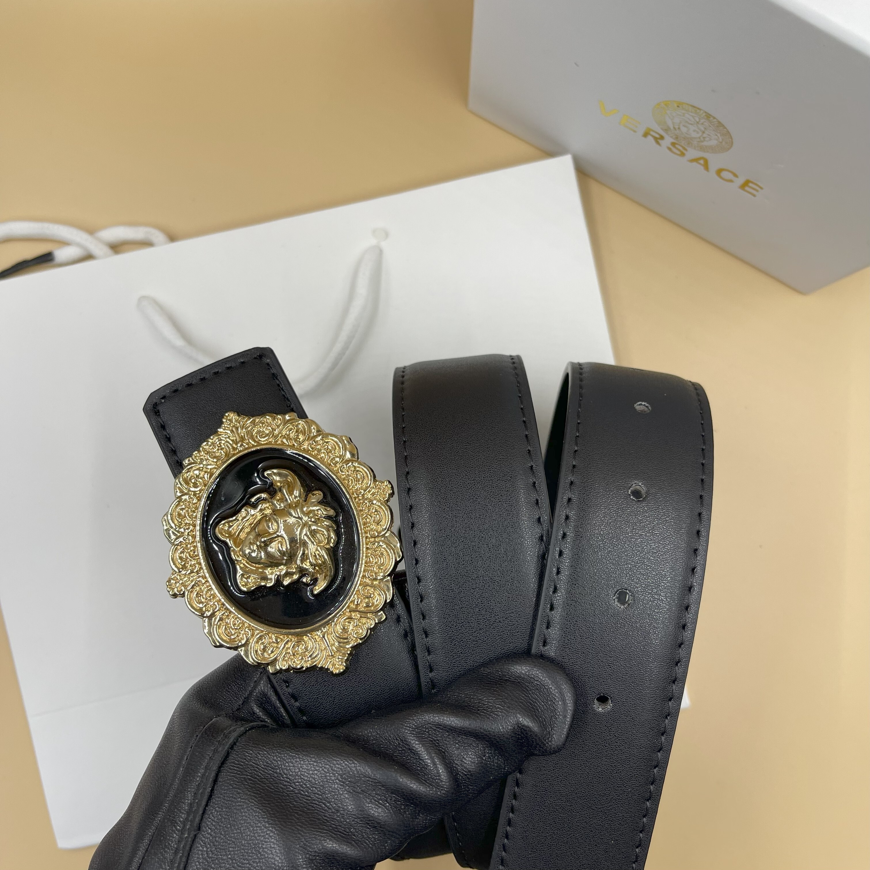 HA589 $28.99 gallery