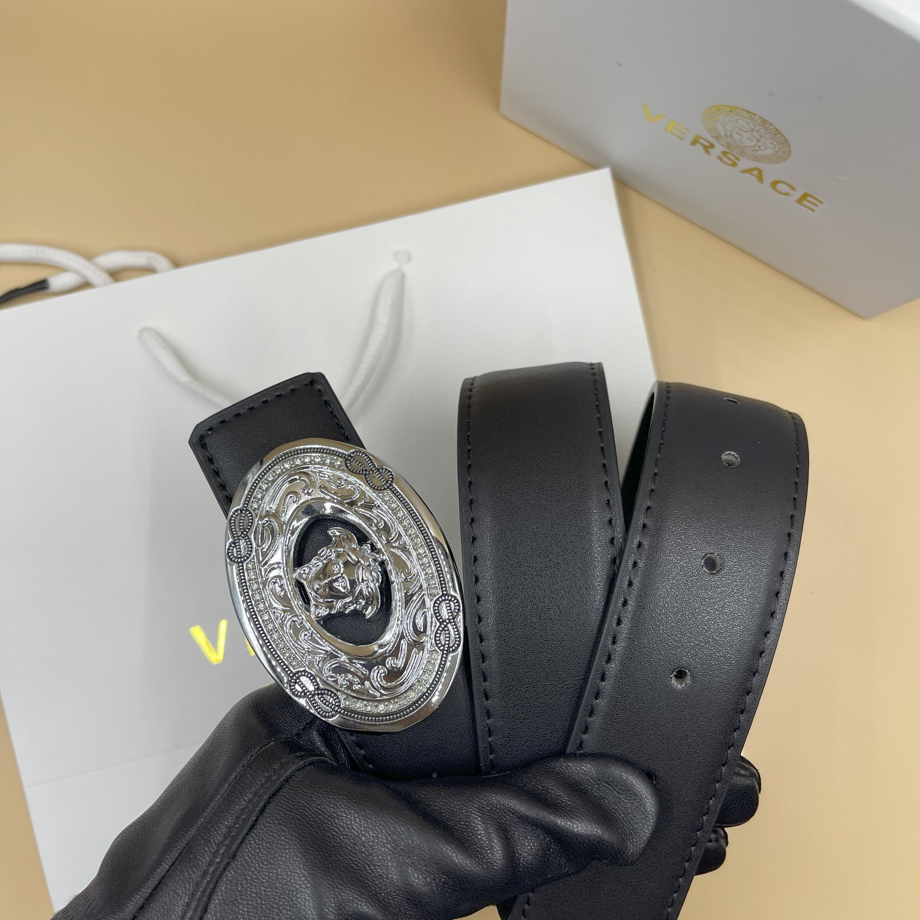 HA589 $28.99 gallery