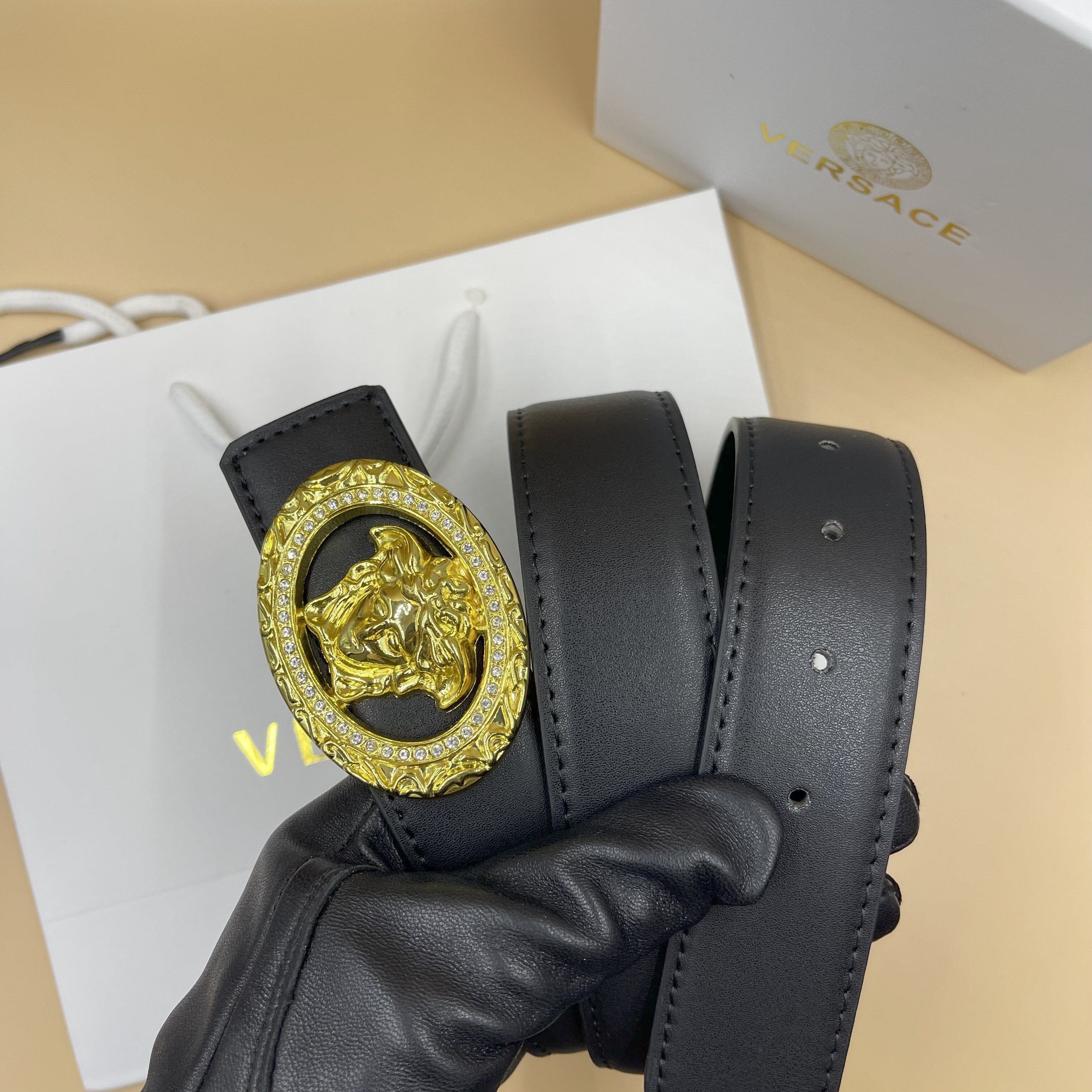 HA589 $28.99 gallery