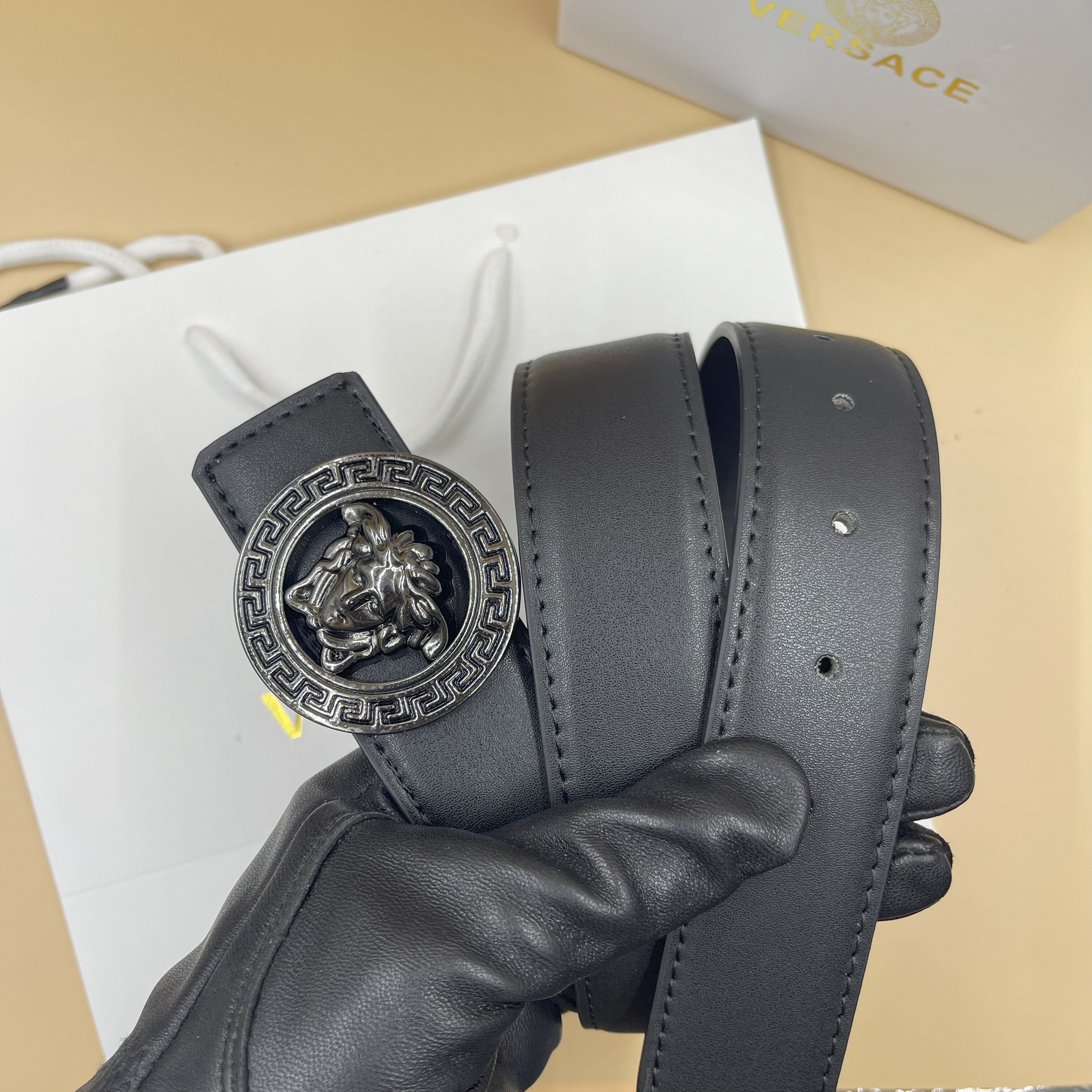 HA589 $28.99 gallery