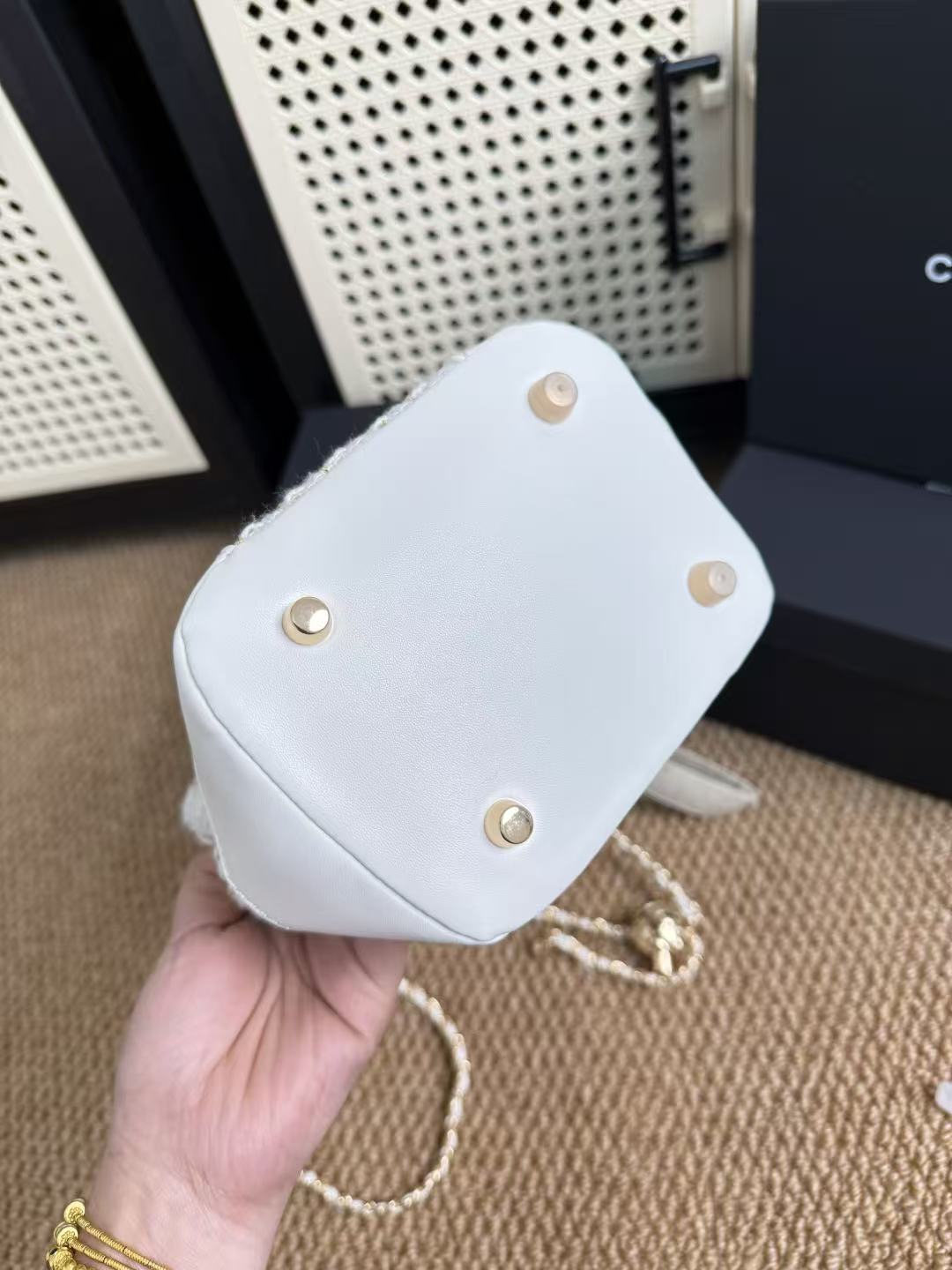 HA594 $69.99 gallery