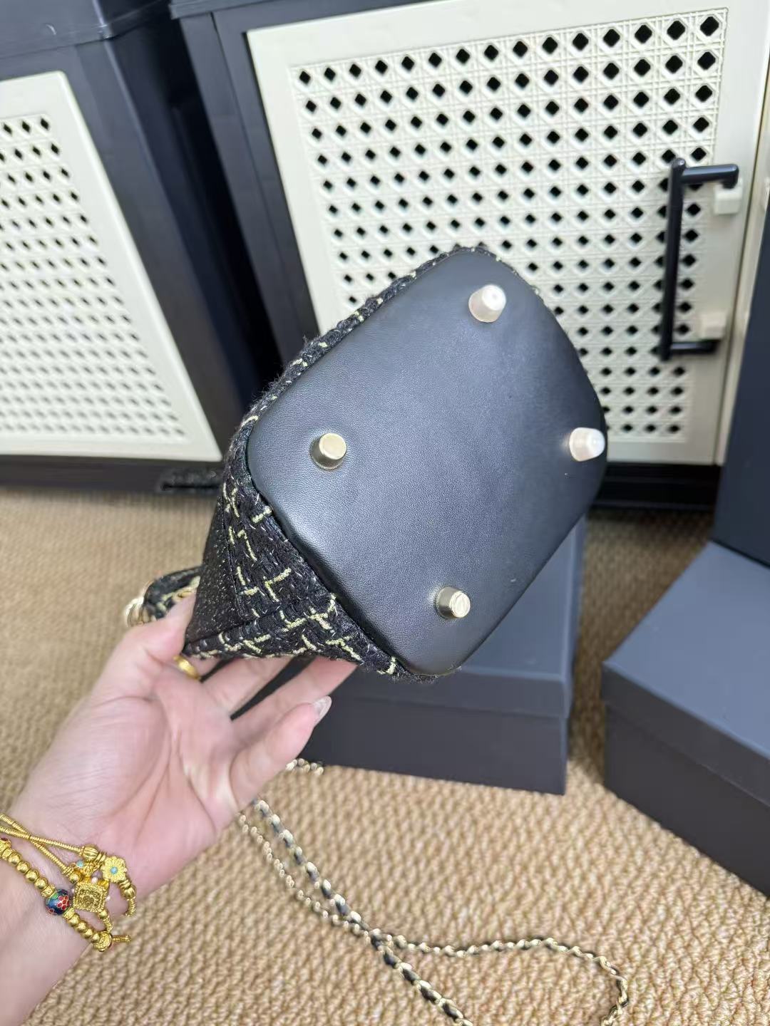 HA594 $69.99 gallery