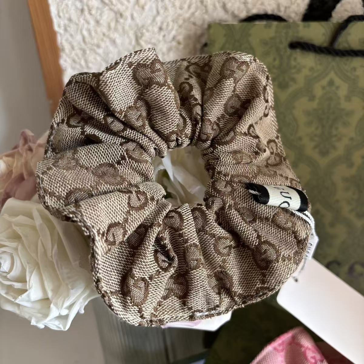 HA634 $17.99 gallery