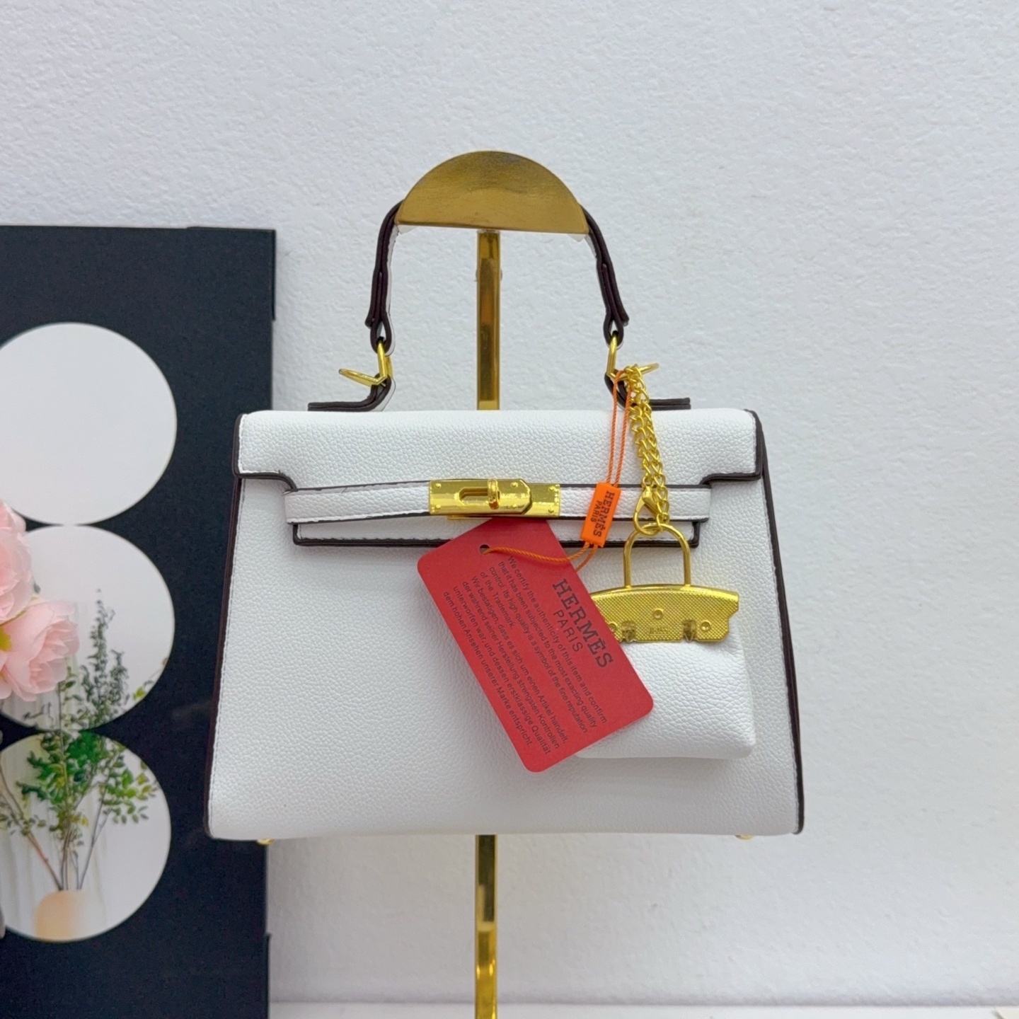 HA657 $54.99 gallery