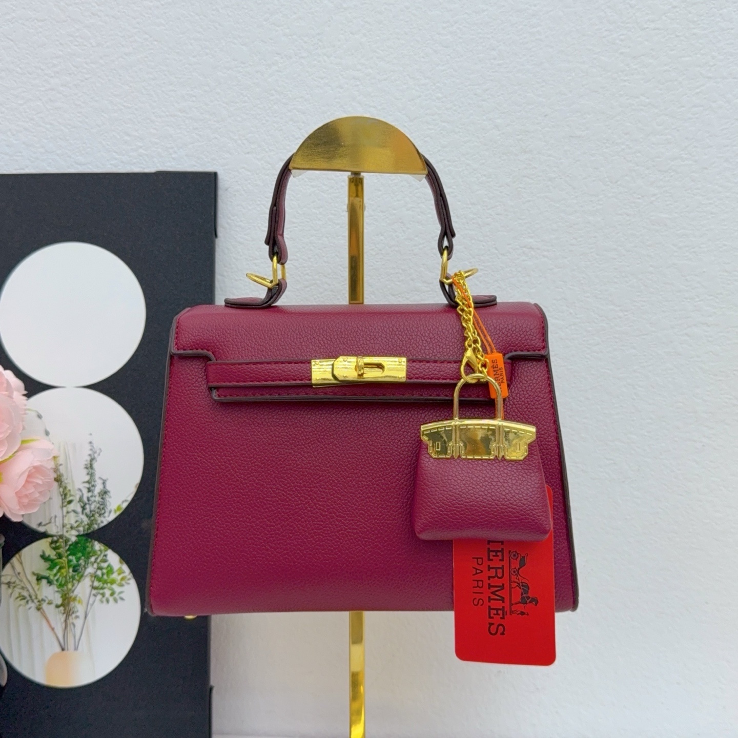 HA657 $54.99 gallery