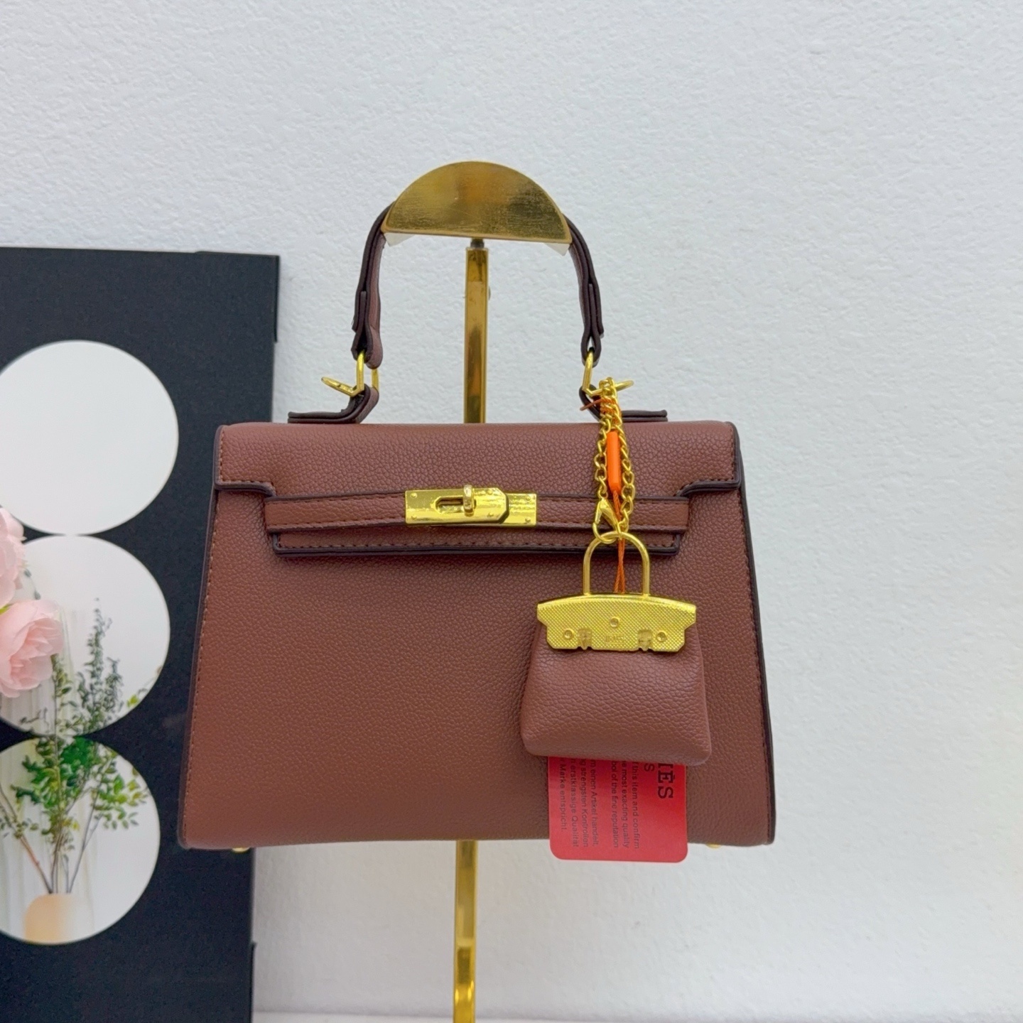 HA657 $54.99 gallery