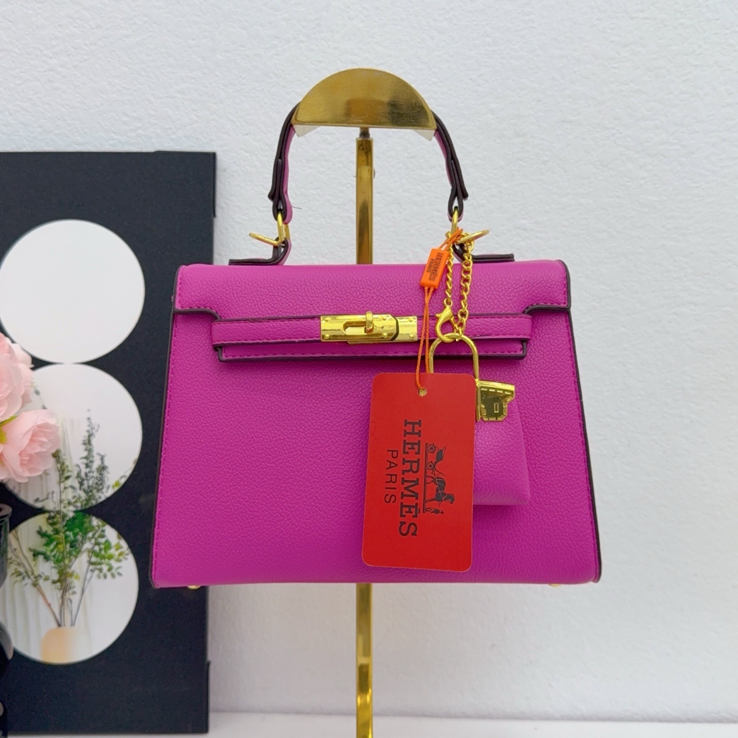 HA657 $54.99 gallery