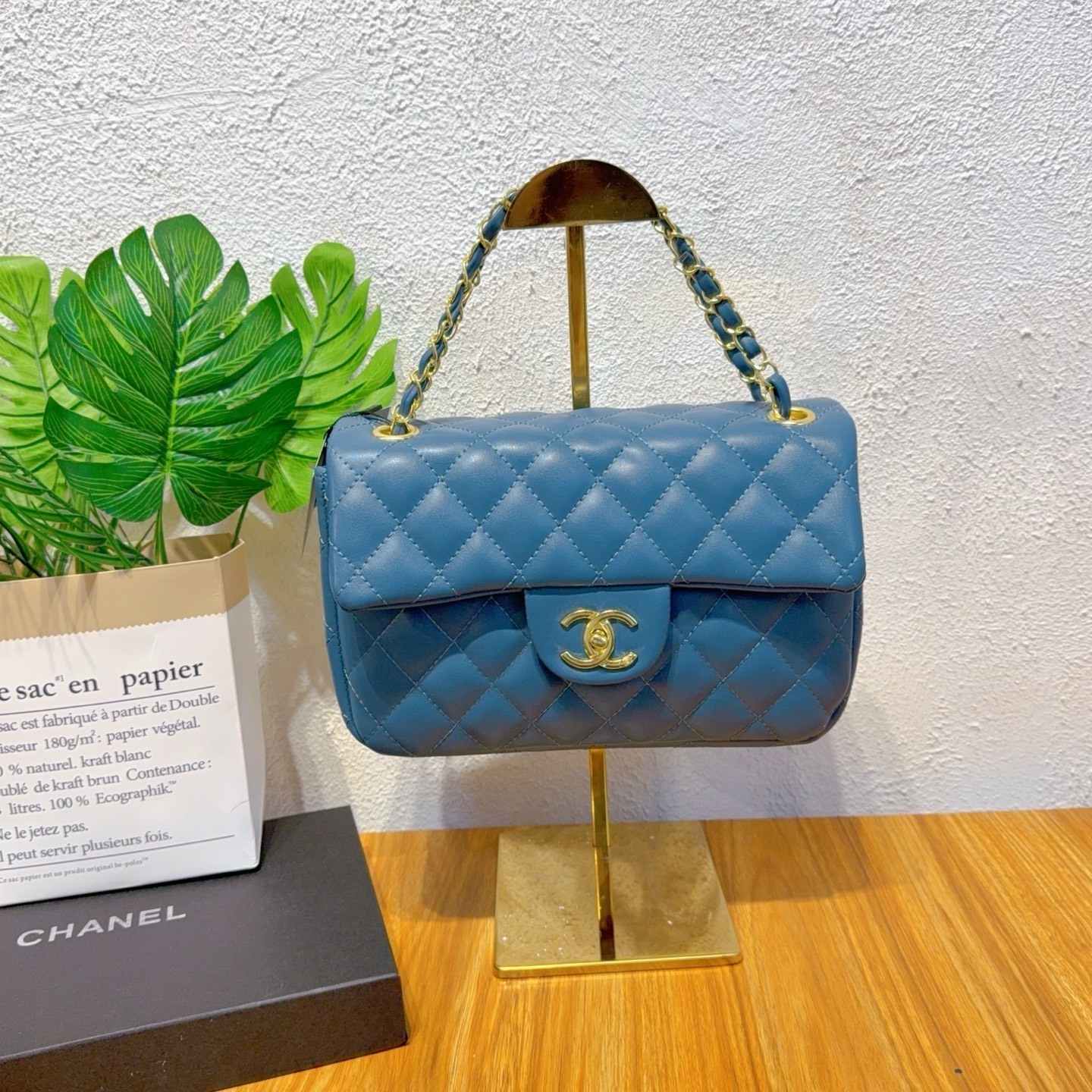 HA662 $53.99 gallery