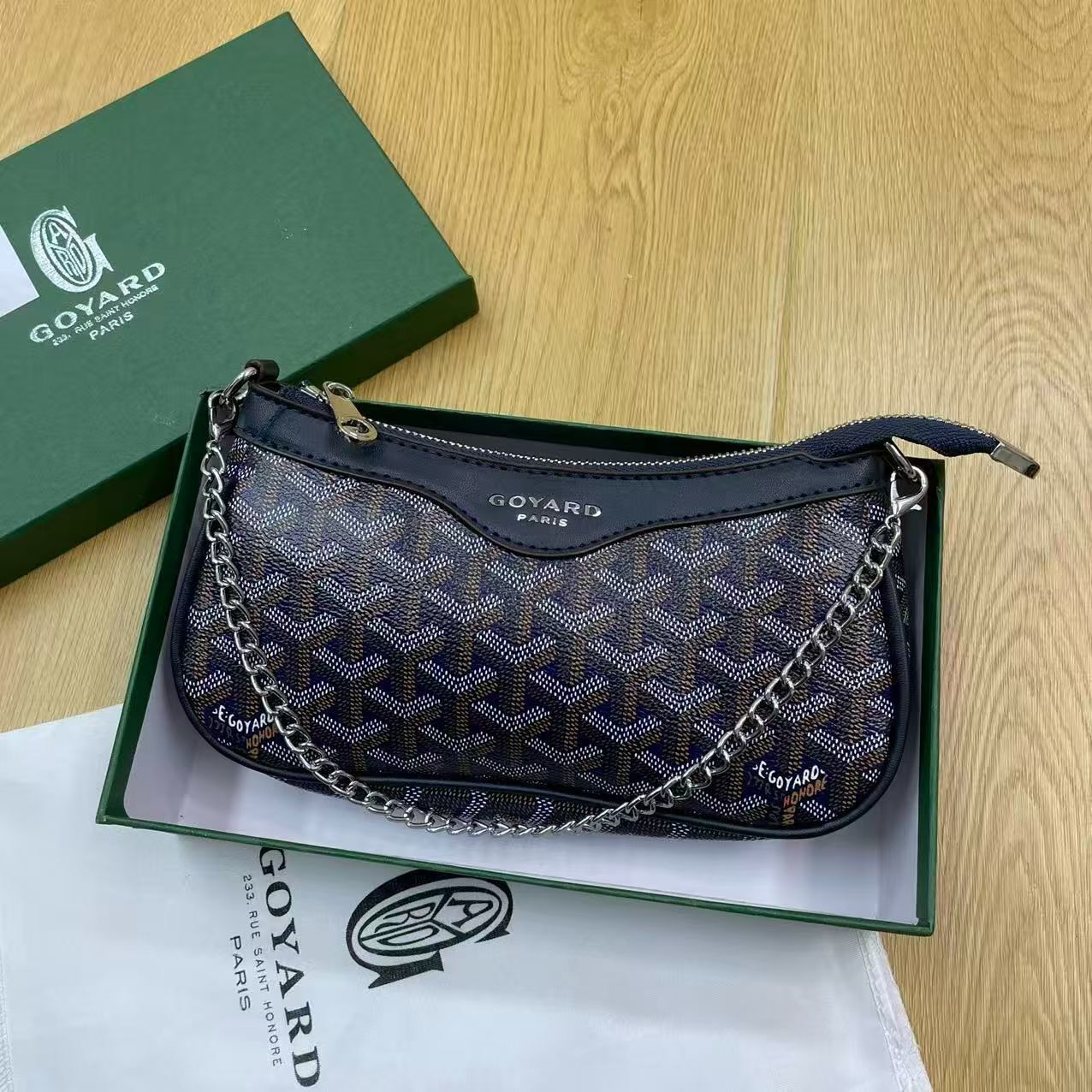 HA663 $39.99 gallery