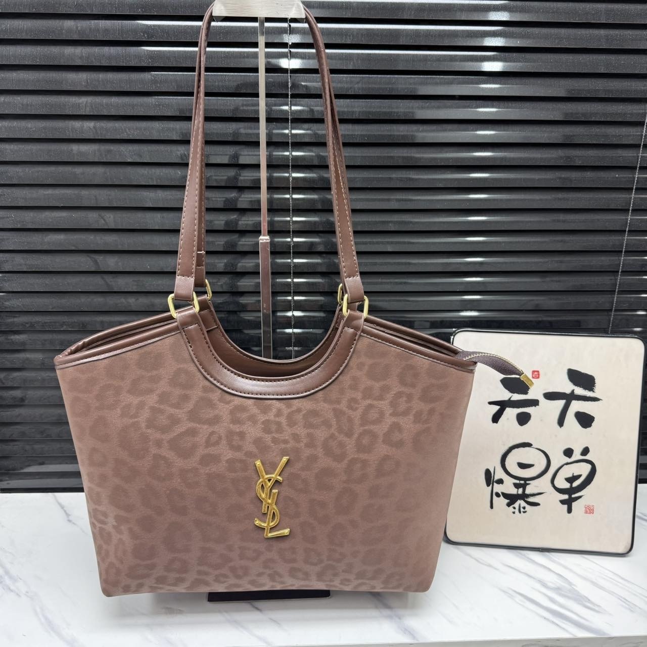 HA665 $53.99 gallery