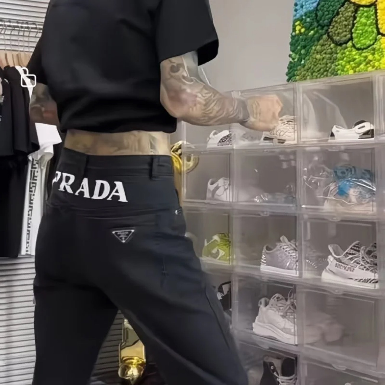 HA677 $52.99 gallery