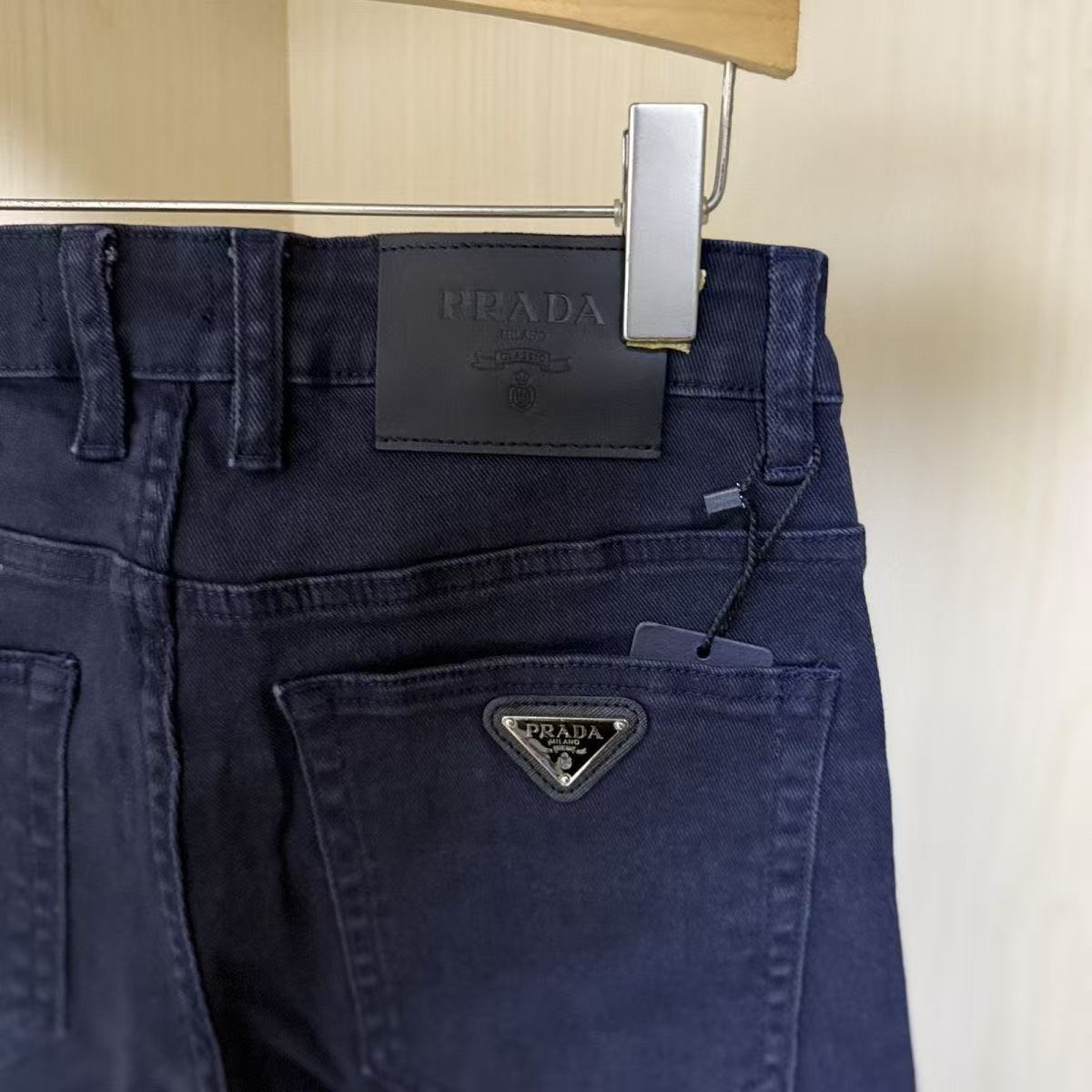 HA682 $63.99 gallery