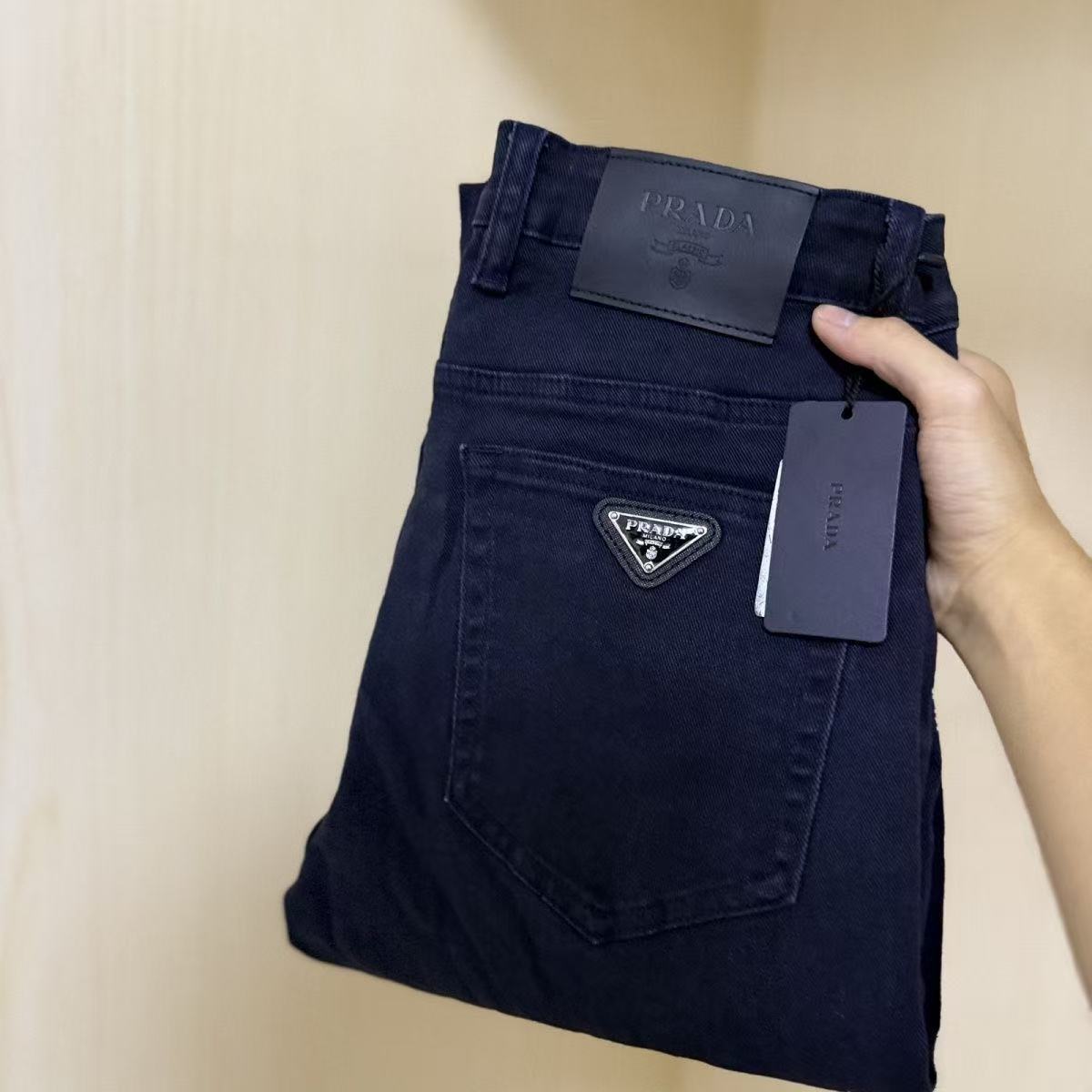 HA682 $63.99 gallery