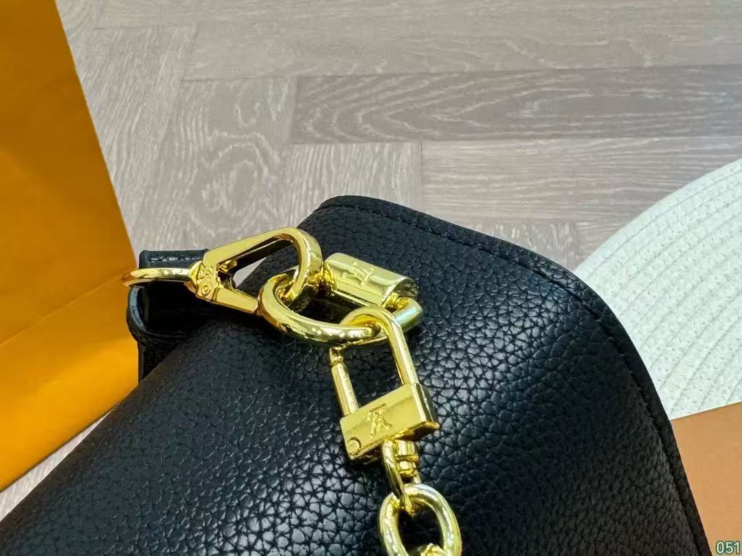 HA684 $79.99 gallery