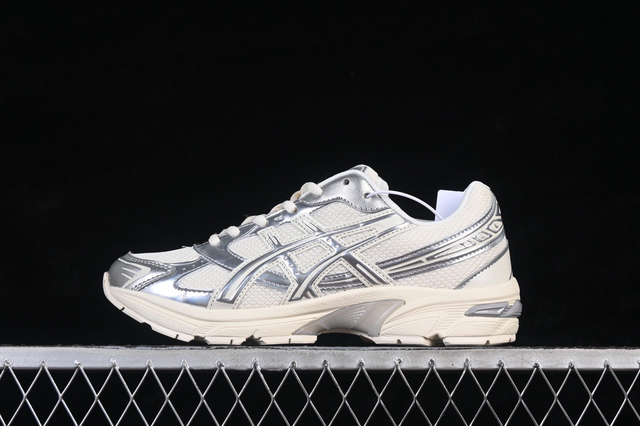 HA687 $79.99 gallery