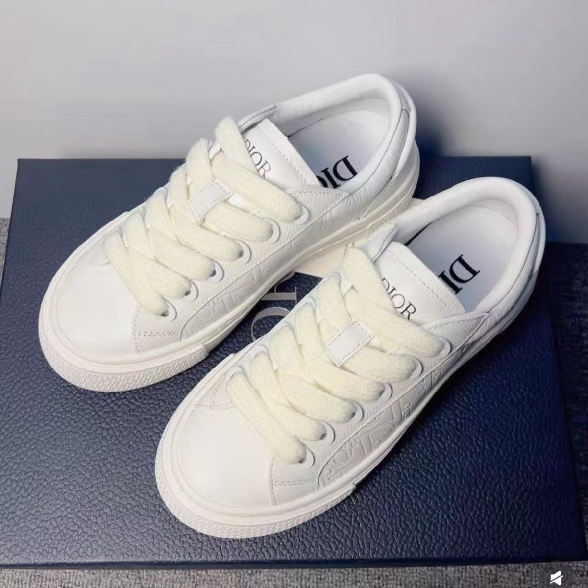 HA696 $59.99 gallery