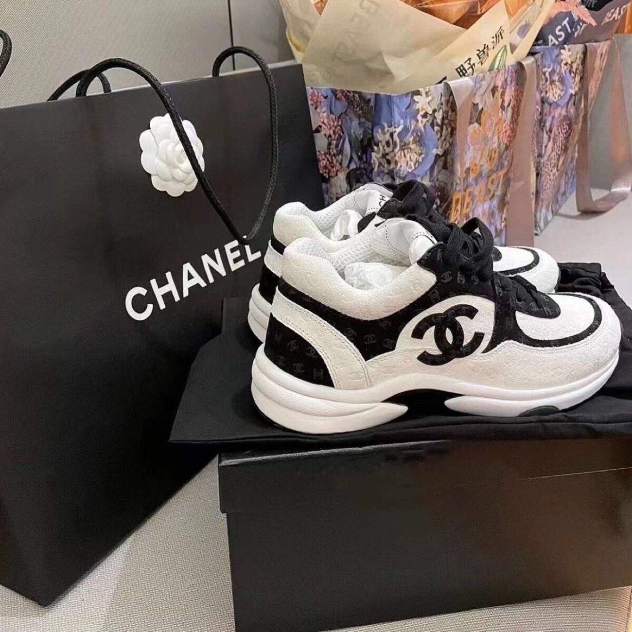 HA698 $69.99 gallery