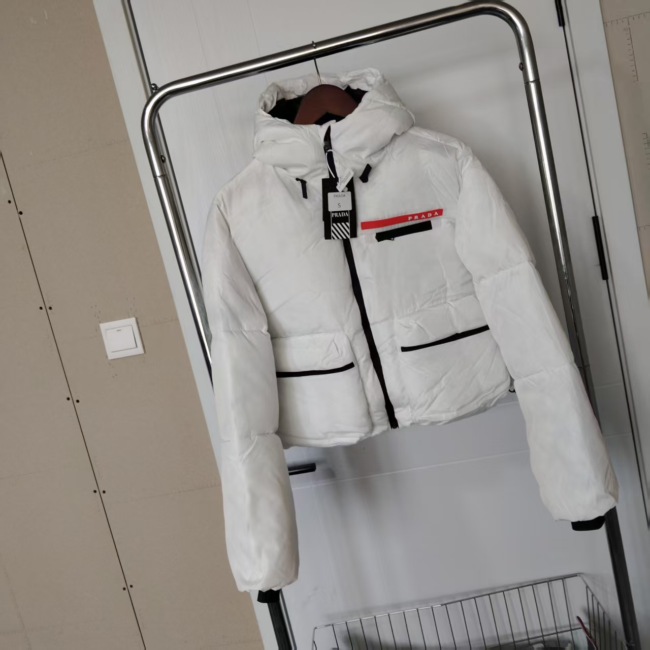 HA727 $85.99 gallery