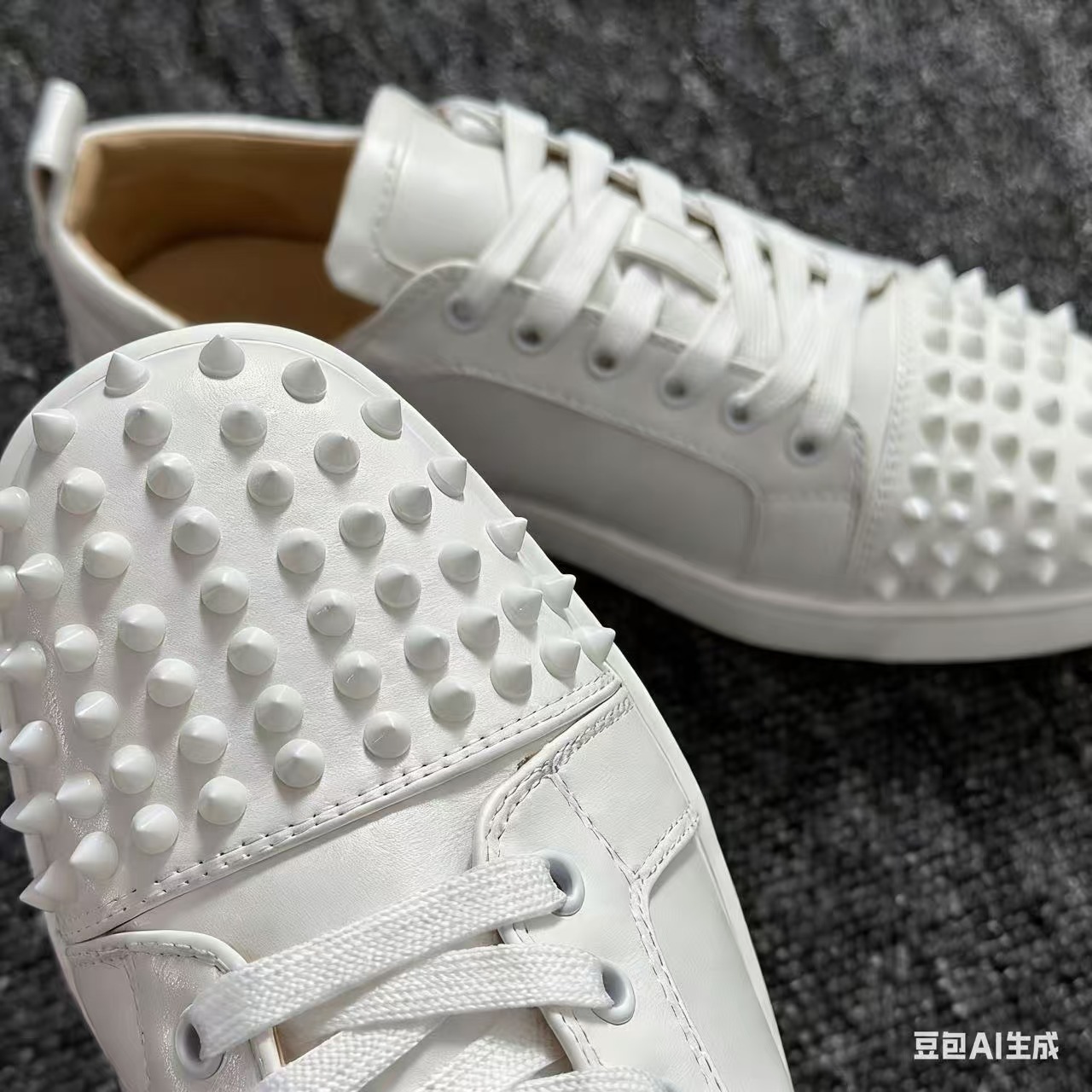 HA739 $95.99 gallery