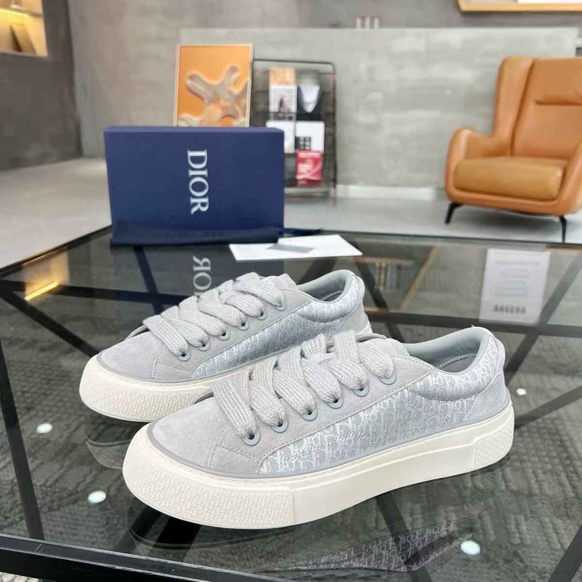 HA789 DIOR $68 gallery