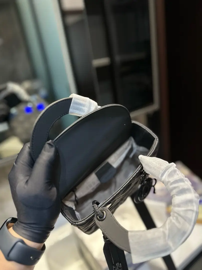 3848-430-61-dior-with box gallery